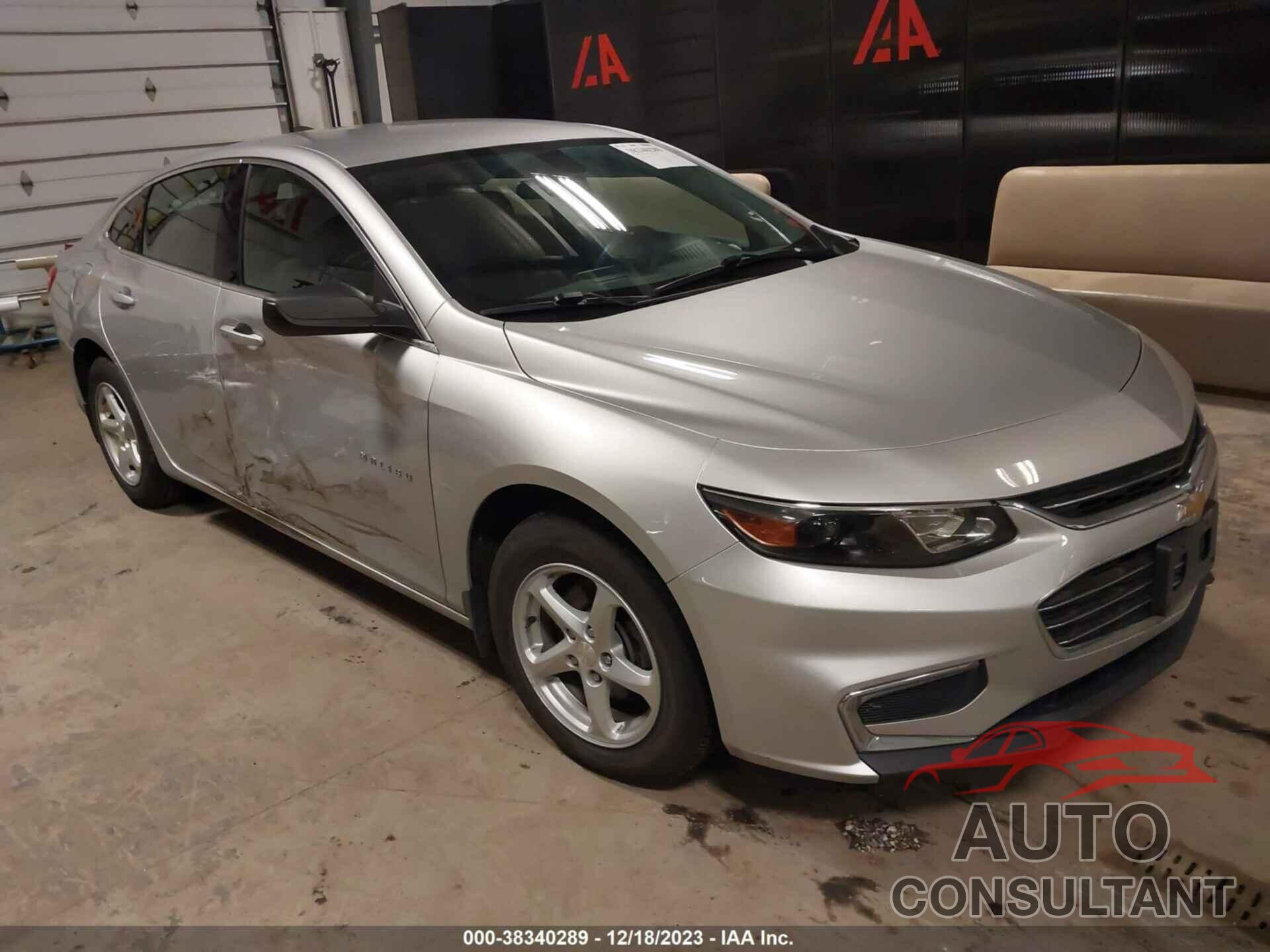 CHEVROLET MALIBU 2017 - 1G1ZB5ST7HF135886