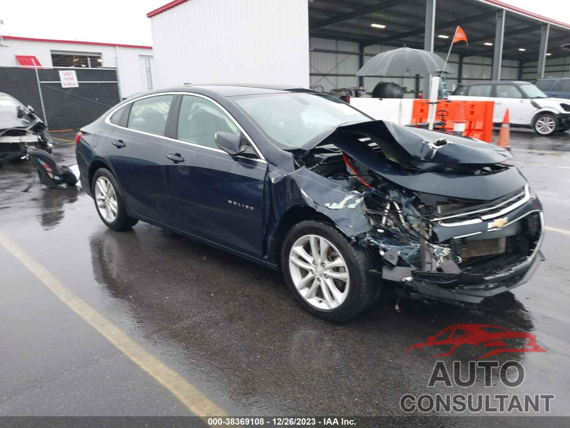 CHEVROLET MALIBU 2017 - 1G1ZE5ST1HF267212