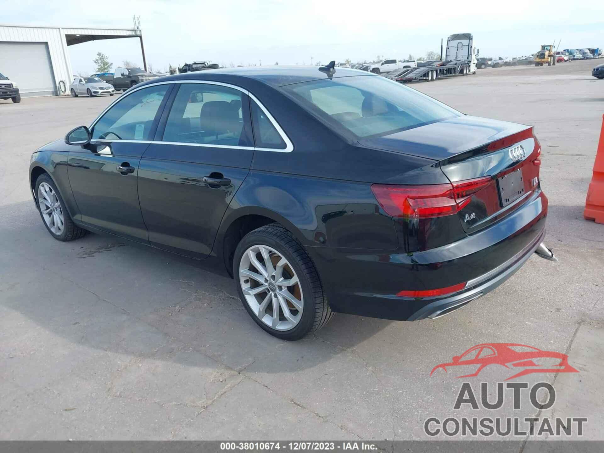 AUDI A4 2019 - WAUGMAF47KA037320