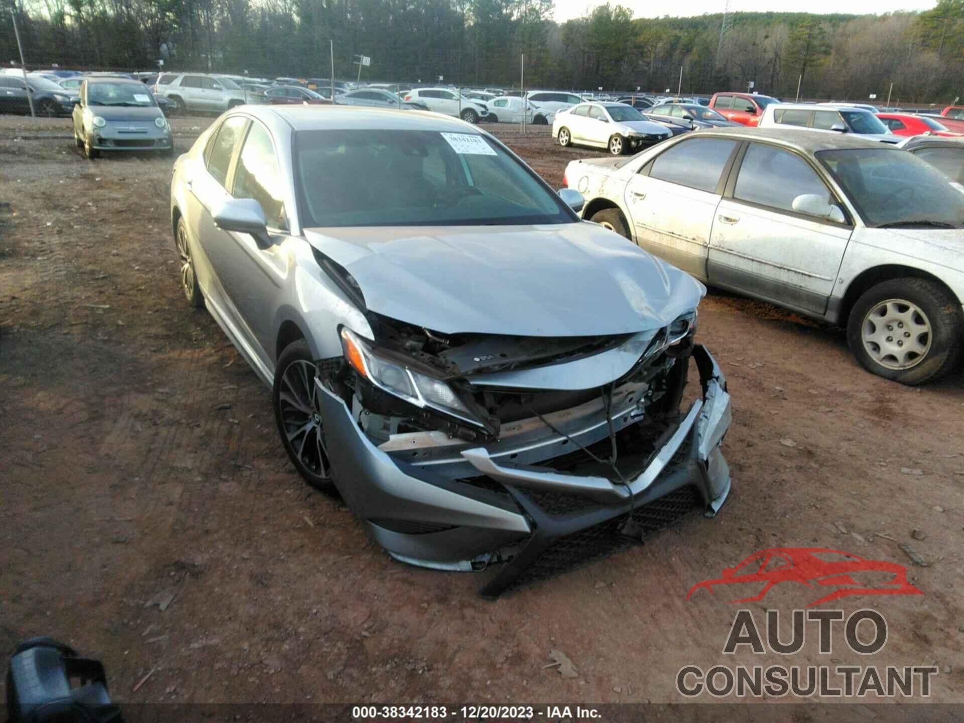 TOYOTA CAMRY 2019 - 4T1B11HK0KU747199
