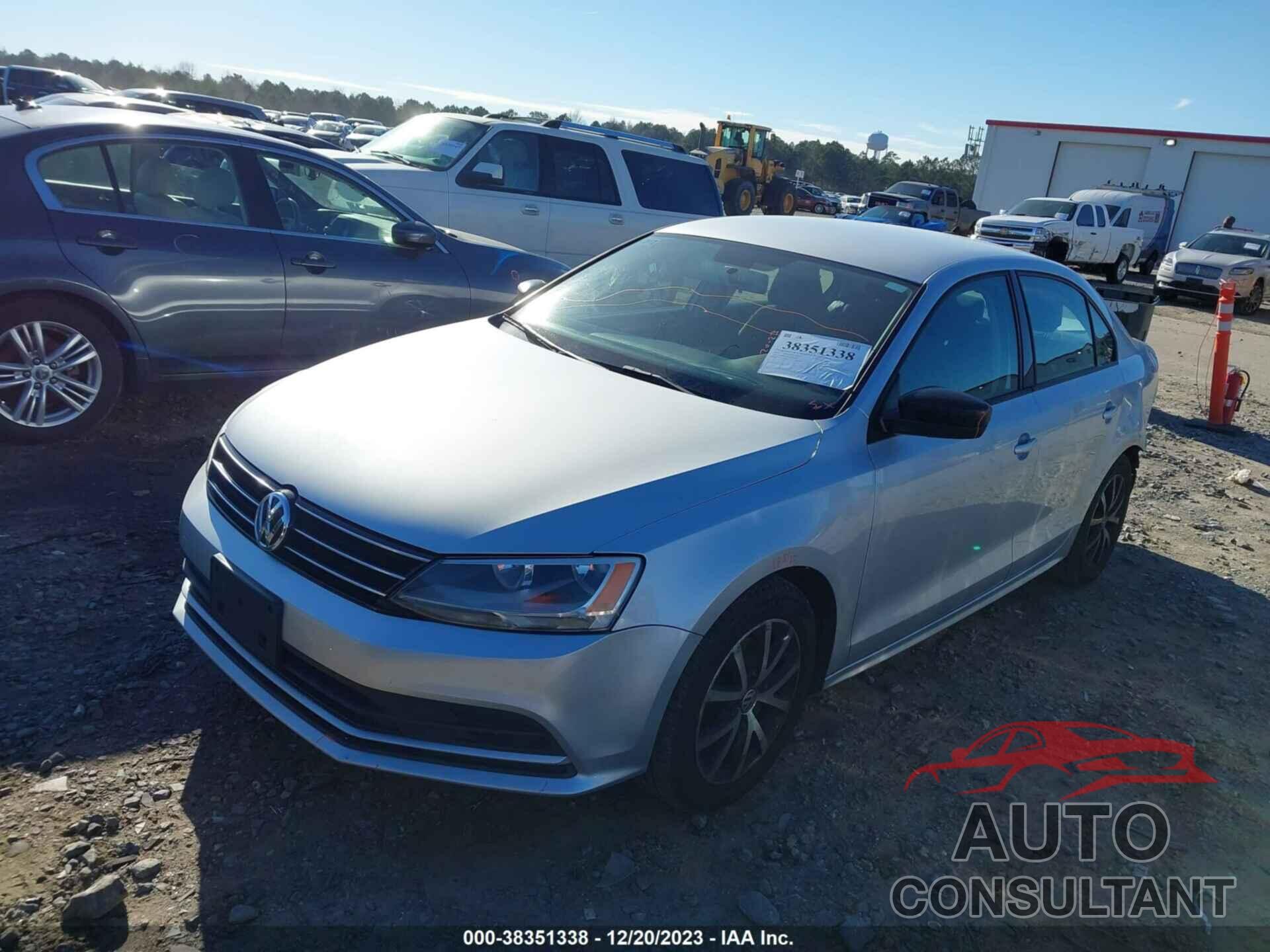 VOLKSWAGEN JETTA 2016 - 3VWD67AJ4GM267954