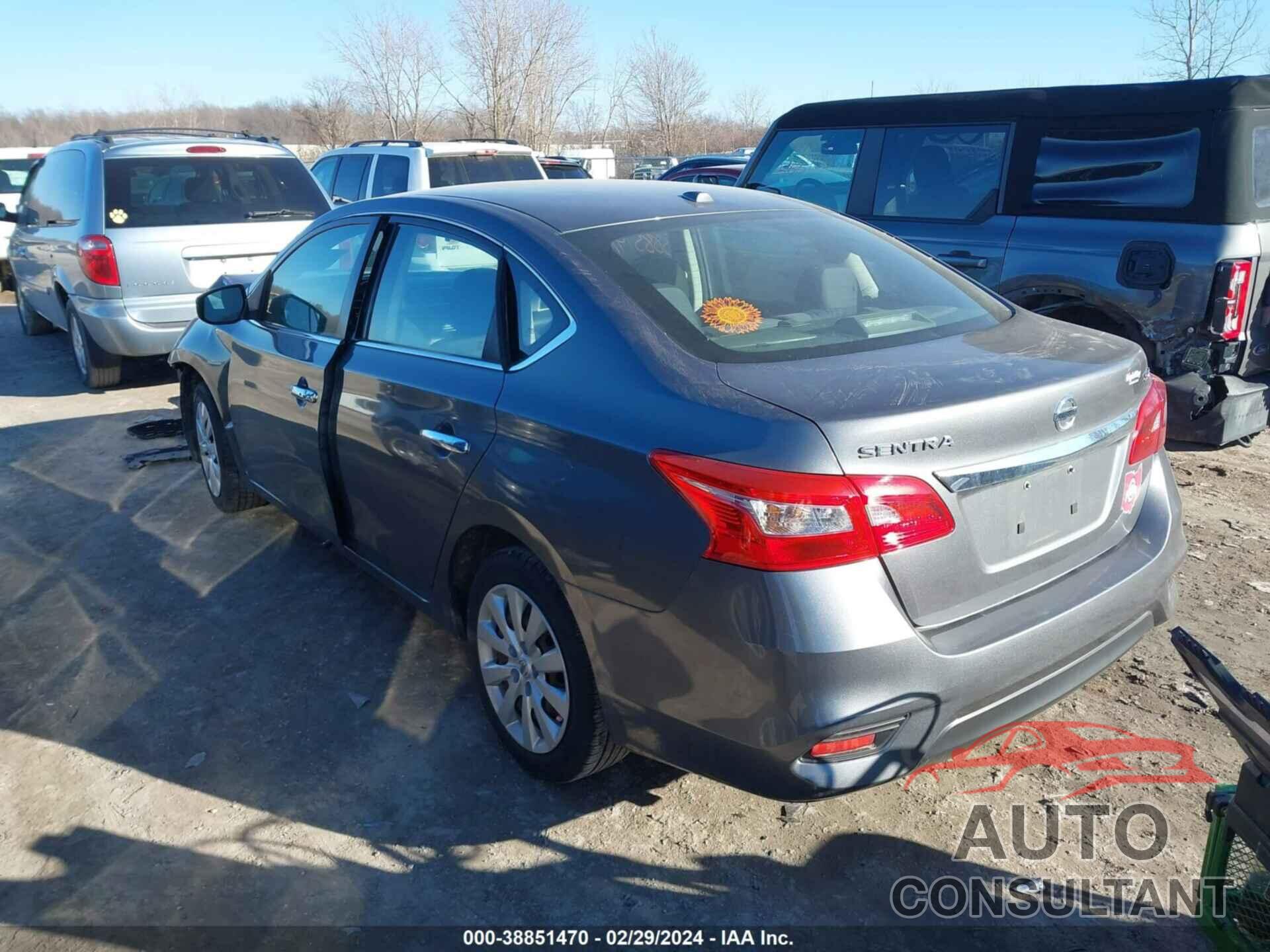 NISSAN SENTRA 2017 - 3N1AB7AP5HL665111