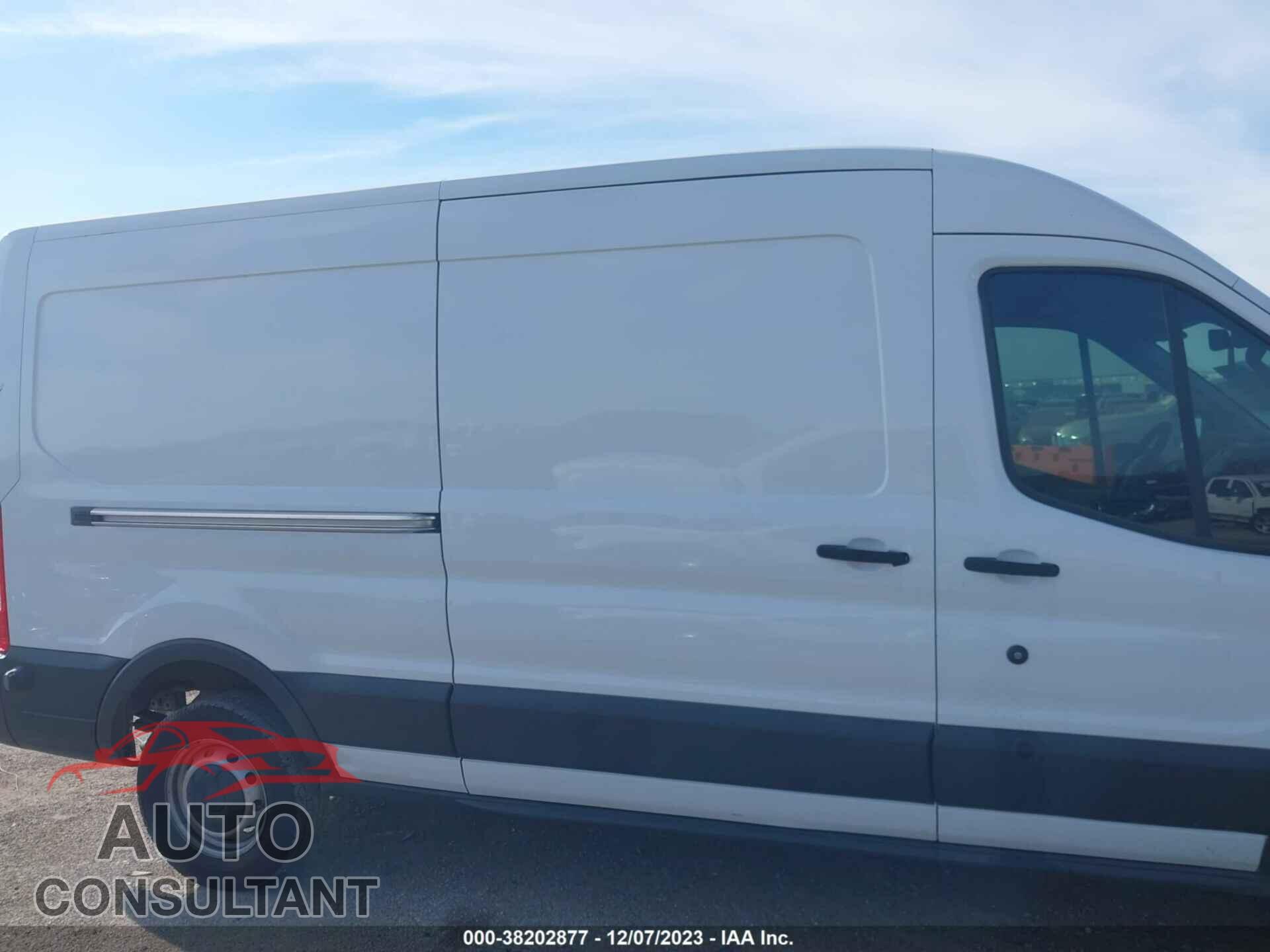 FORD TRANSIT-250 2018 - 1FTYR2CM4JKA15948
