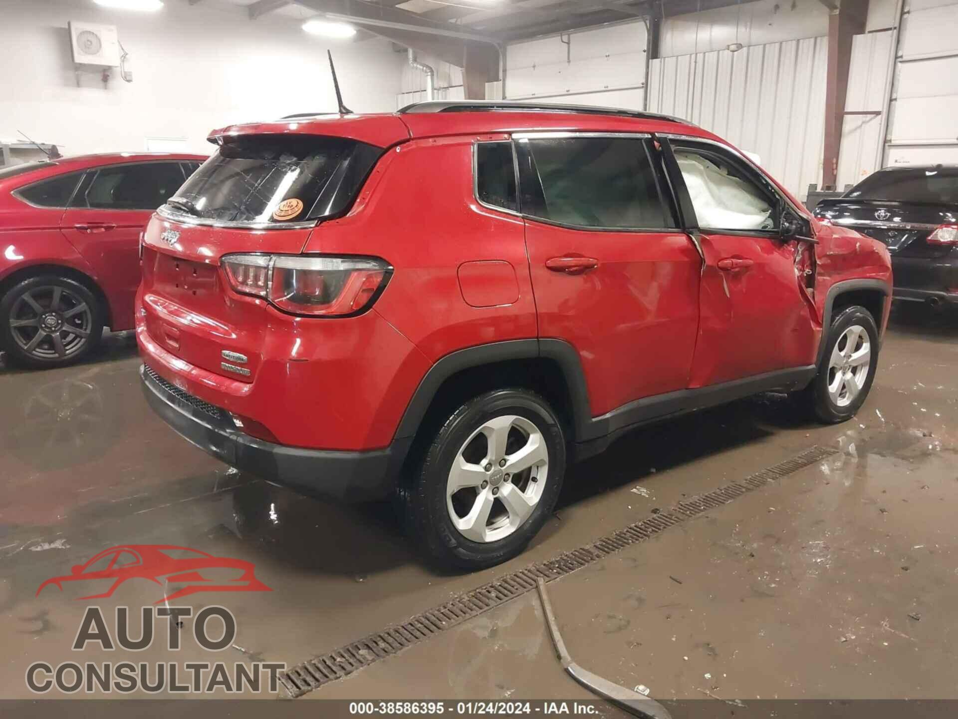JEEP COMPASS 2018 - 3C4NJDBB0JT167889