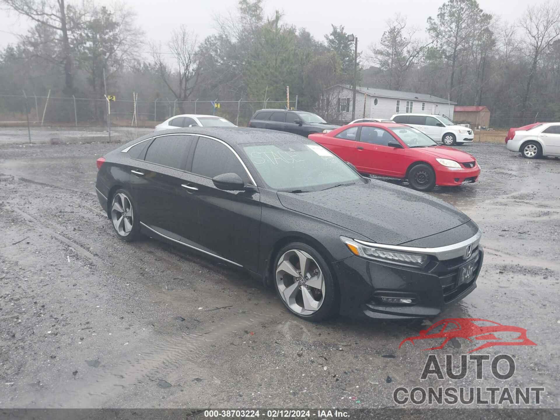 HONDA ACCORD 2018 - 1HGCV2F95JA024582