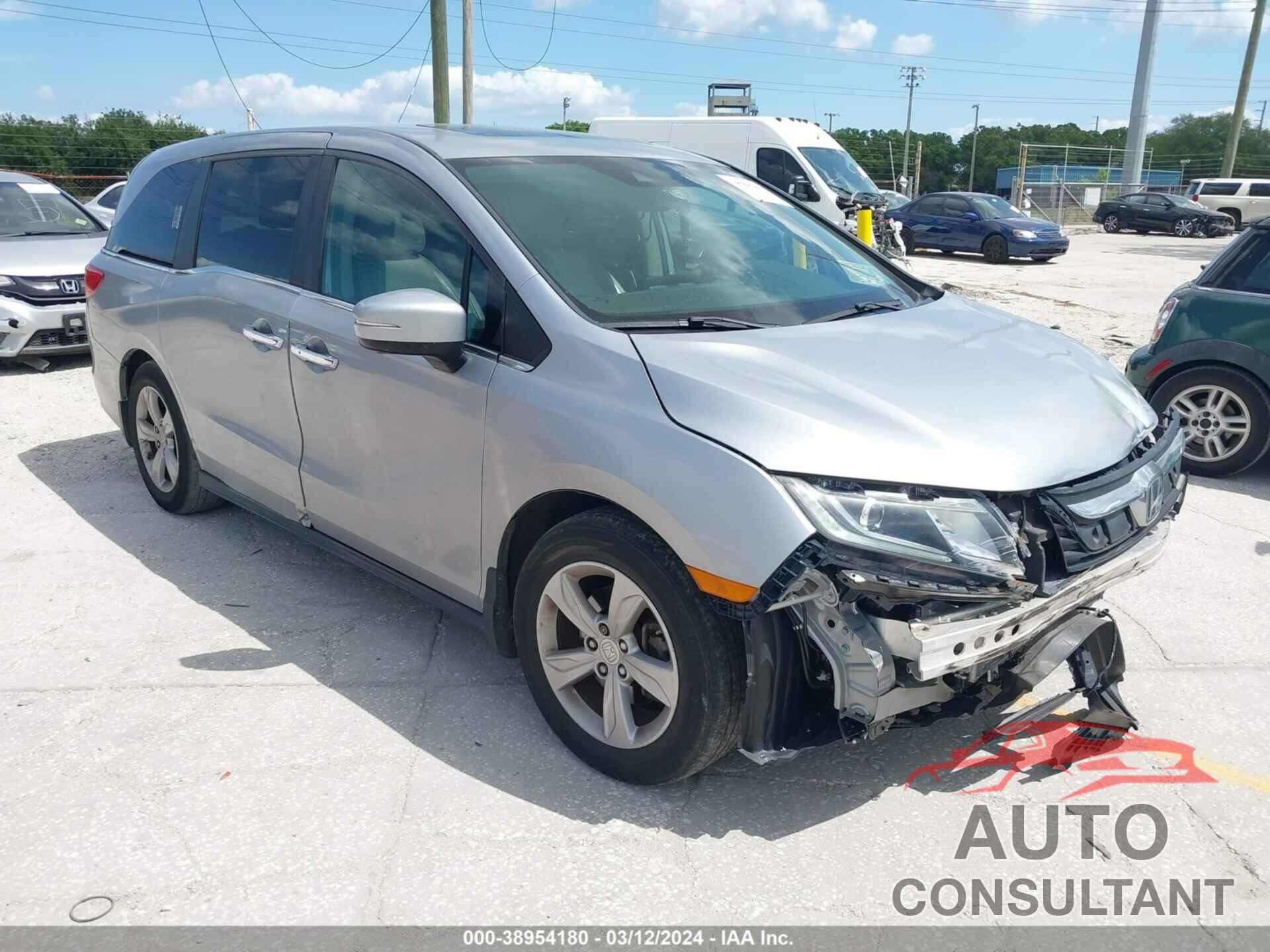 HONDA ODYSSEY 2018 - 5FNRL6H72JB083050