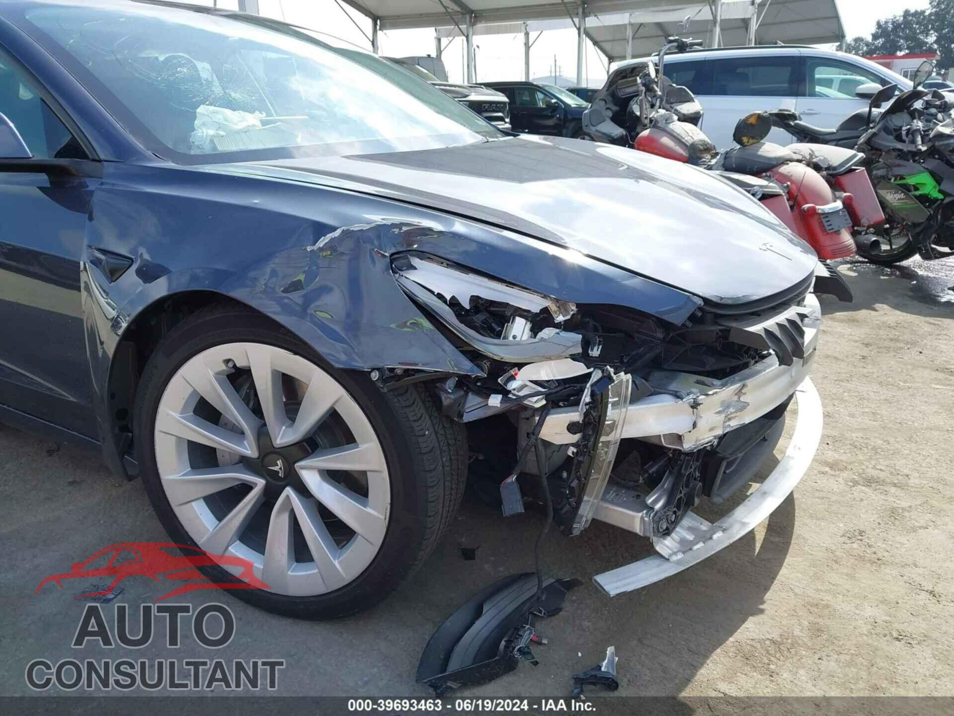 TESLA MODEL 3 2022 - 5YJ3E1EB7NF137850