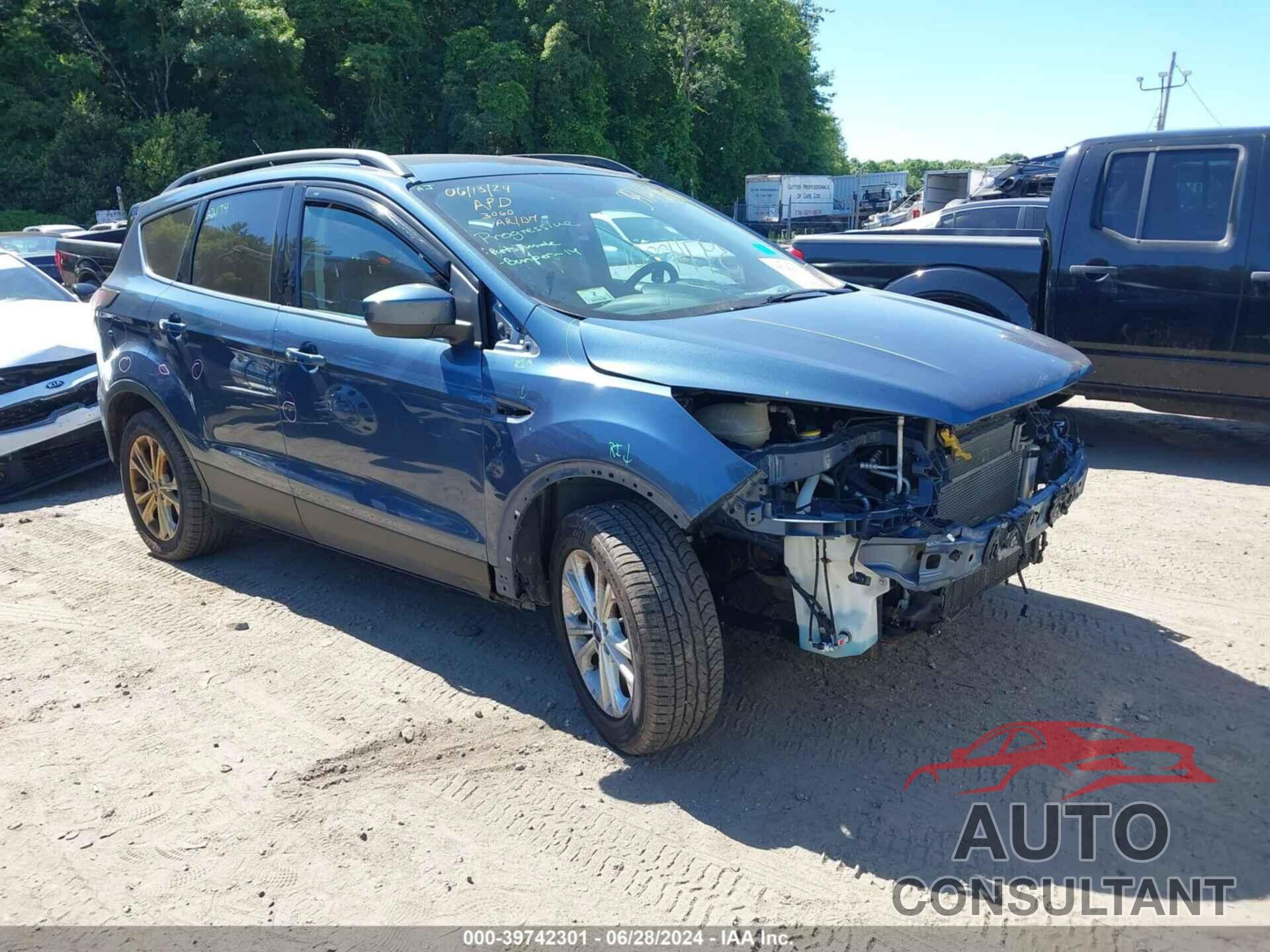 FORD ESCAPE 2018 - 1FMCU9GD6JUB33060