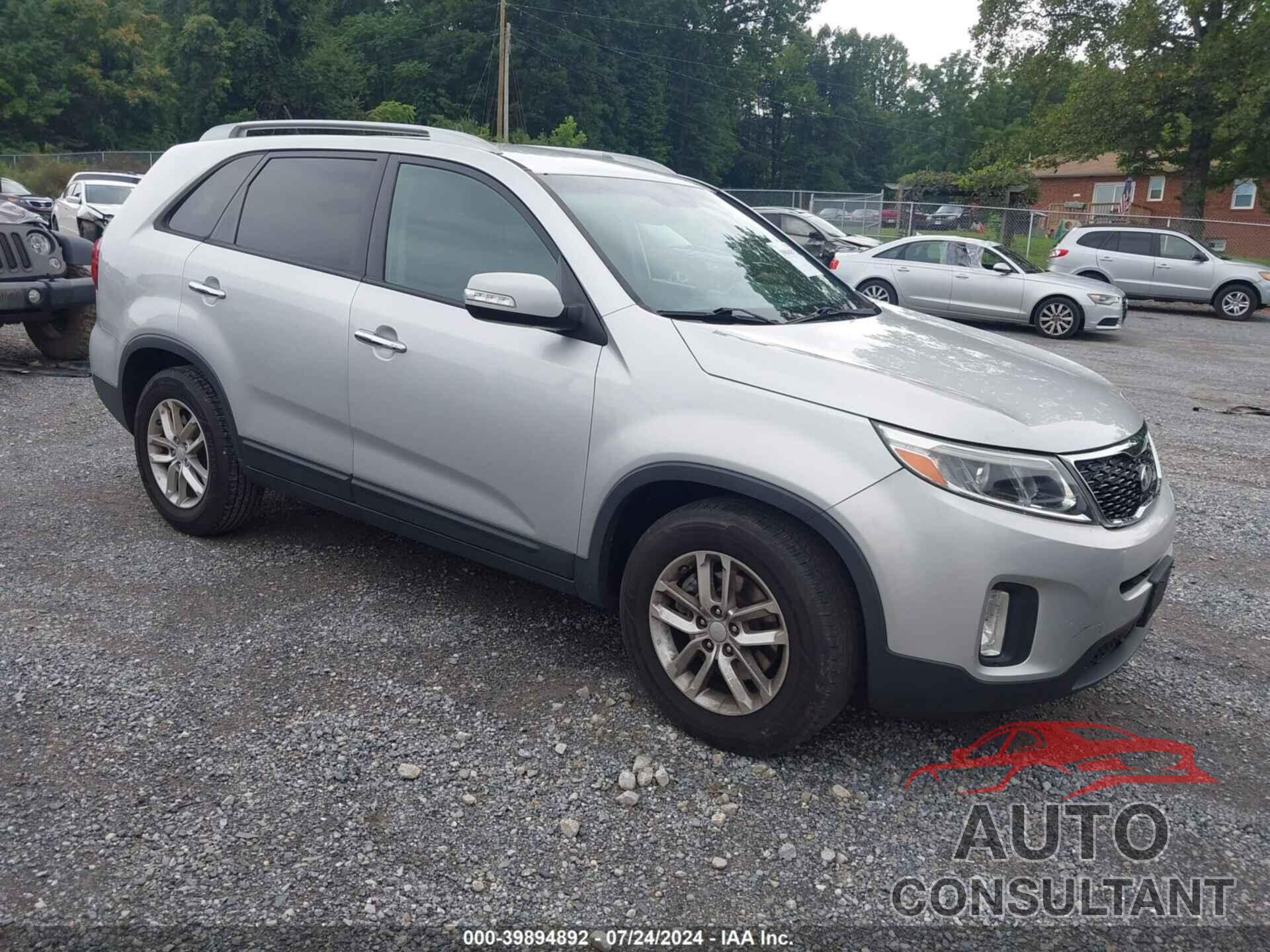 KIA SORENTO 2015 - 5XYKT4A6XFG639046