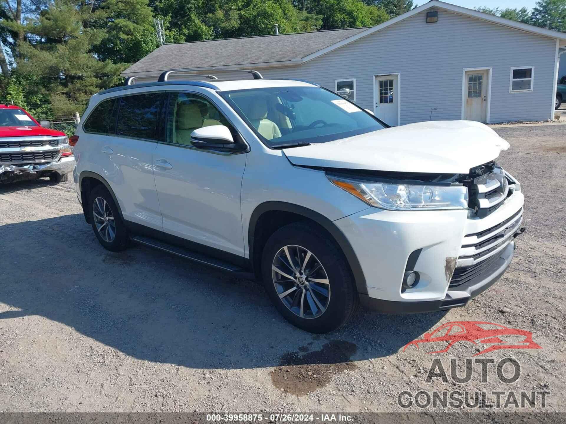 TOYOTA HIGHLANDER 2019 - 5TDJZRFH3KS626556
