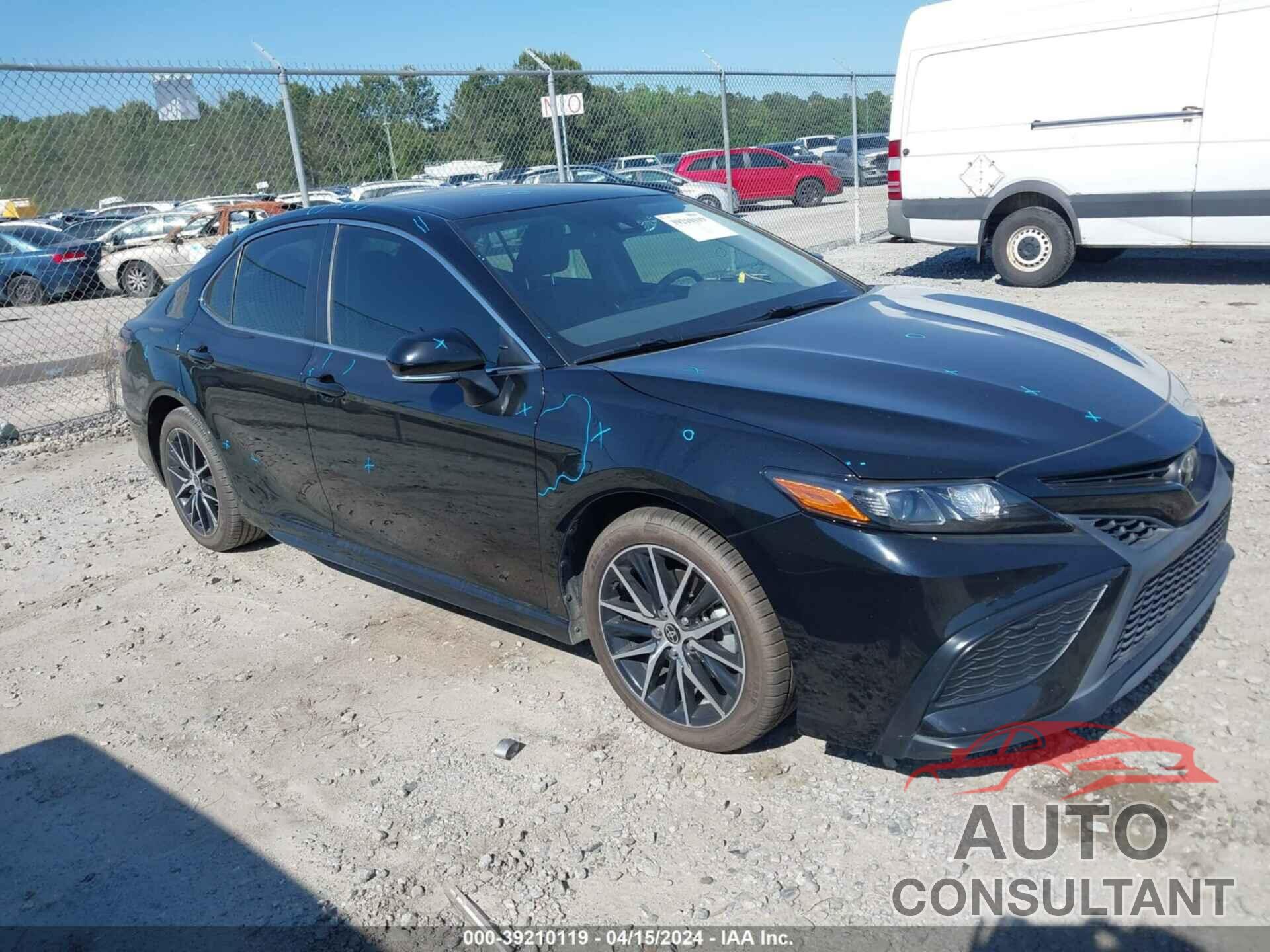 TOYOTA CAMRY 2022 - 4T1G11AKXNU621663