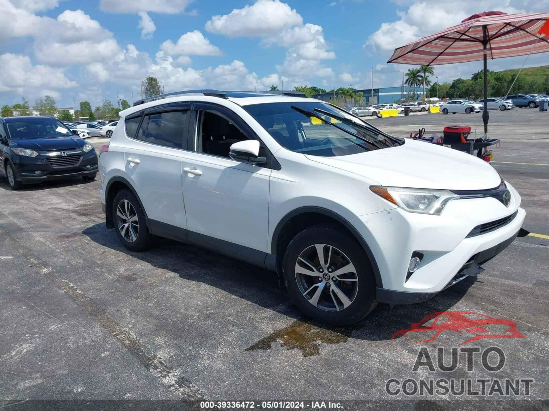 TOYOTA RAV4 2018 - JTMWFREV0JJ164037