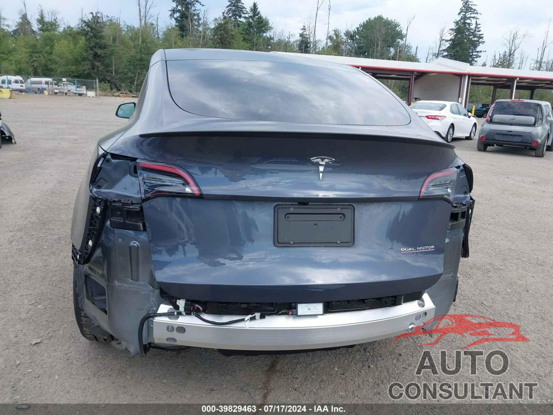 TESLA MODEL Y 2023 - 7SAYGDEF4PF903186