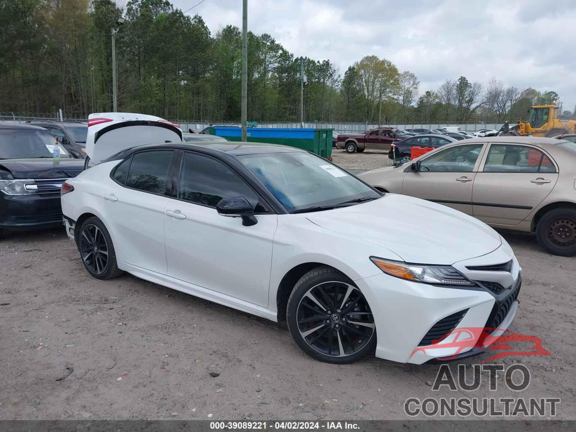 TOYOTA CAMRY 2019 - 4T1B61HK8KU293544