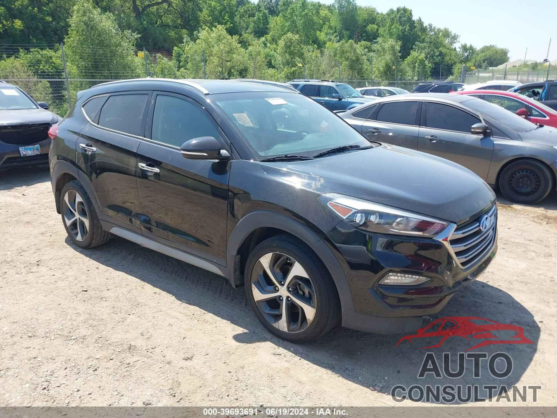 HYUNDAI TUCSON 2018 - KM8J33A26JU747637