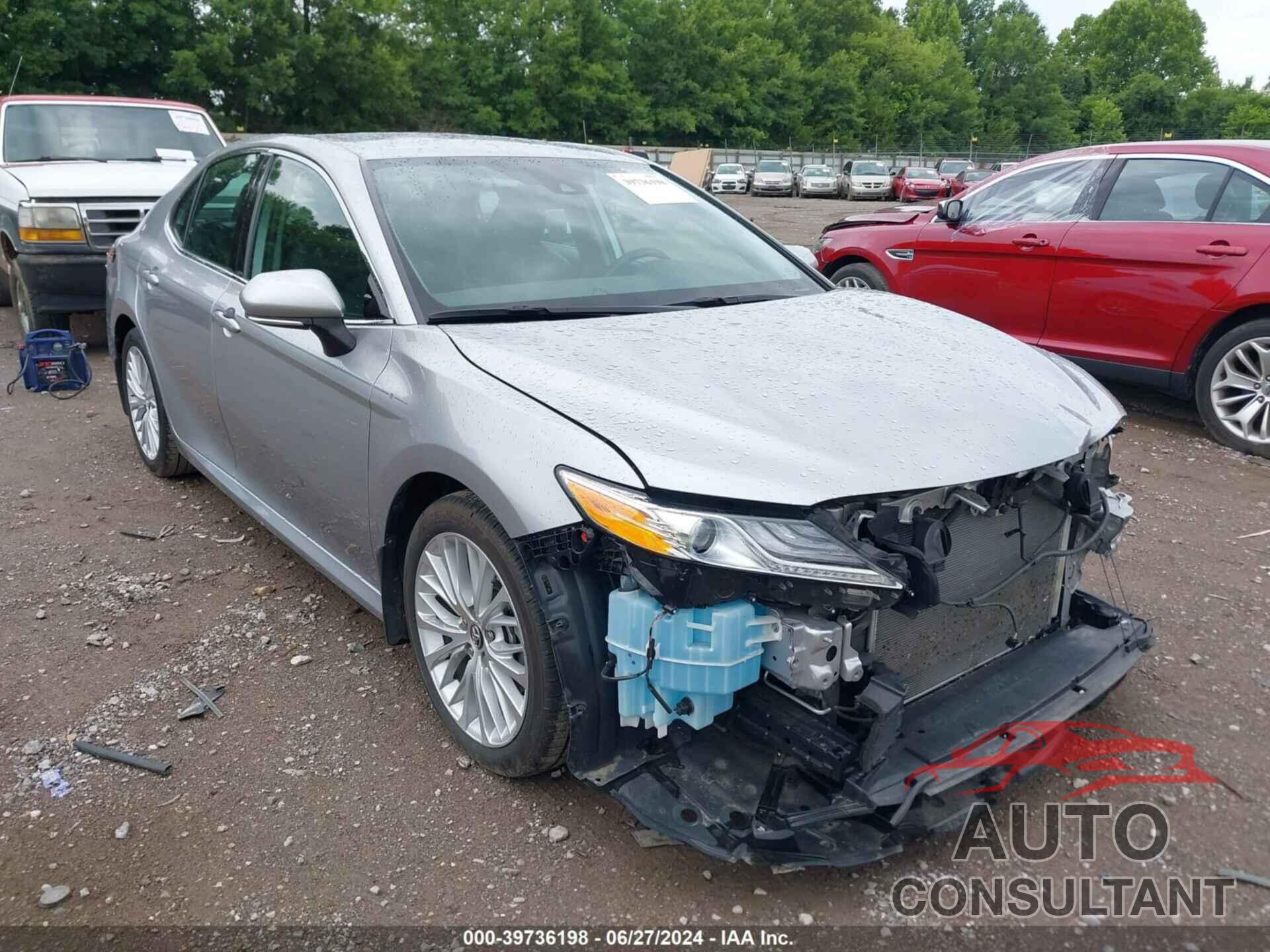 TOYOTA CAMRY 2019 - 4T1B11HK8KU749671