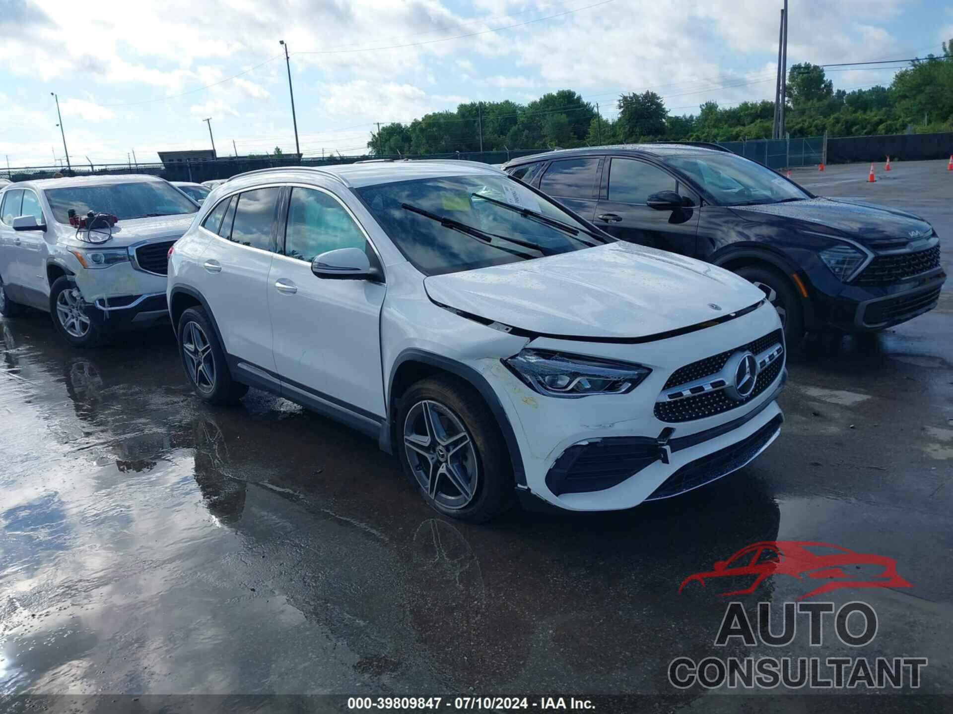 MERCEDES-BENZ GLA 250 2023 - W1N4N4HB1PJ456134