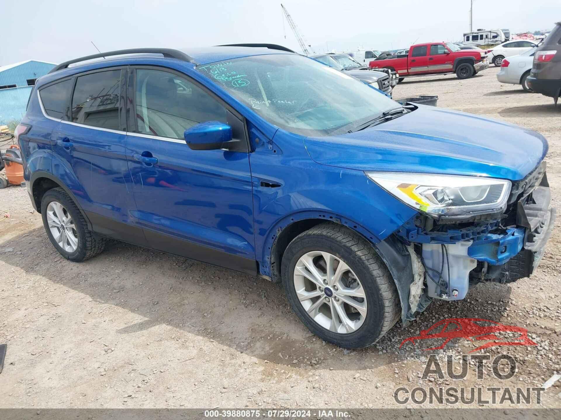 FORD ESCAPE 2017 - 1FMCU9GD3HUC64814