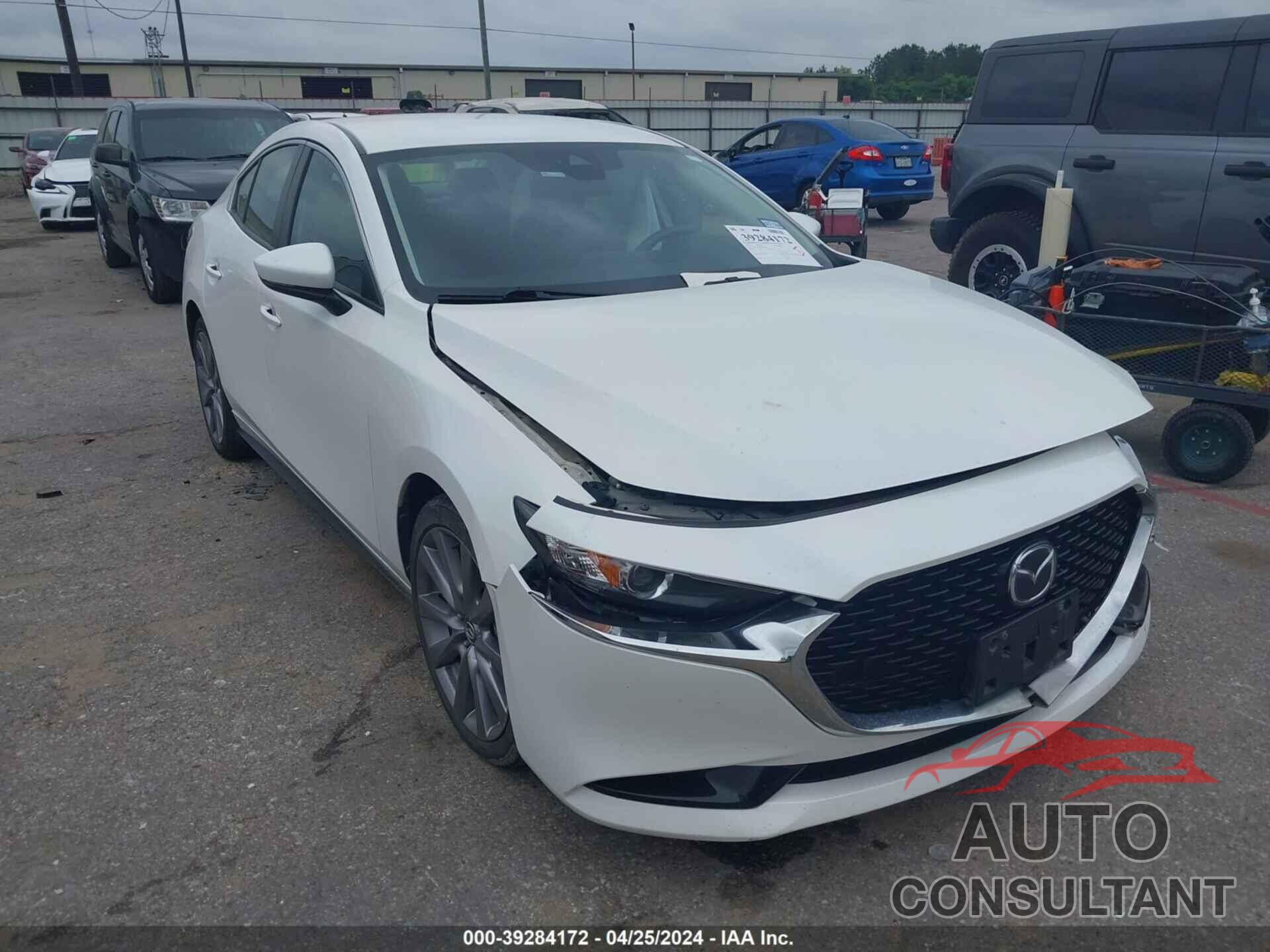 MAZDA MAZDA3 2019 - 3MZBPADL0KM105729