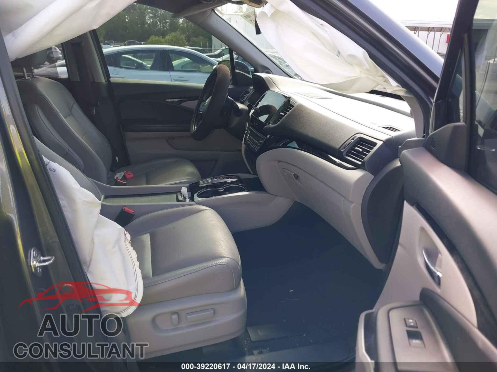 HONDA PILOT 2019 - 5FNYF5H69KB009730