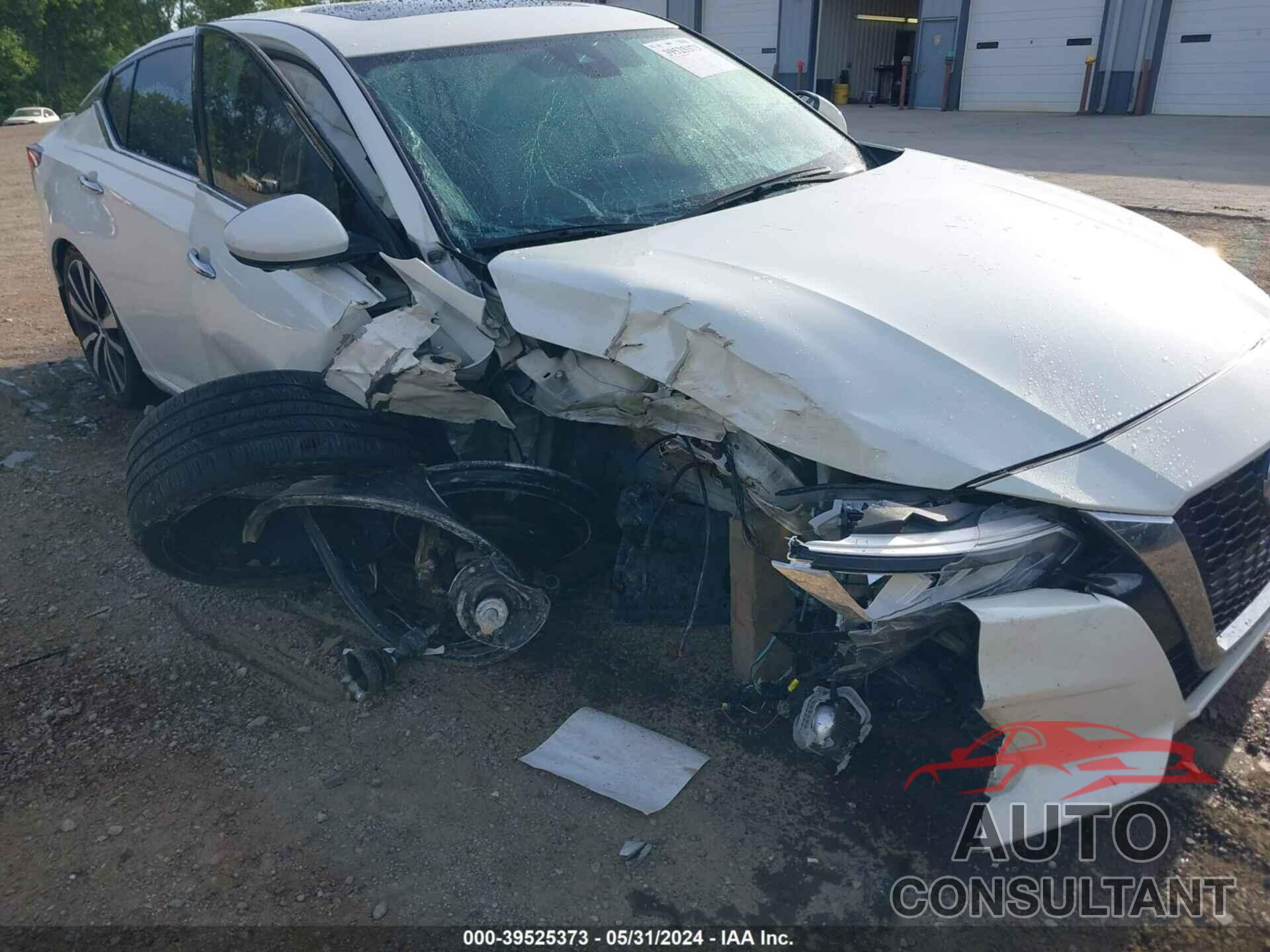 NISSAN ALTIMA 2019 - 1N4AL4FV1KC225301