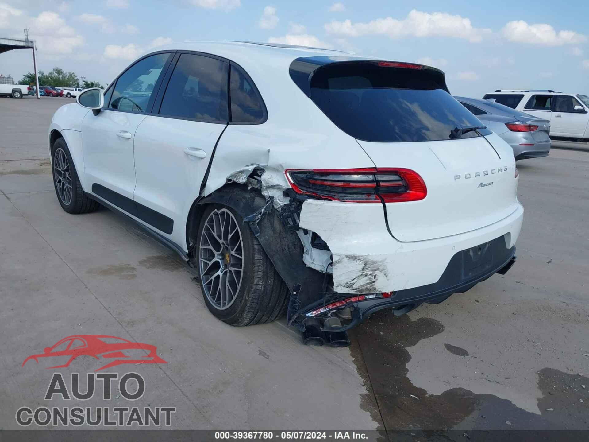 PORSCHE MACAN 2018 - WP1AA2A50JLB19639