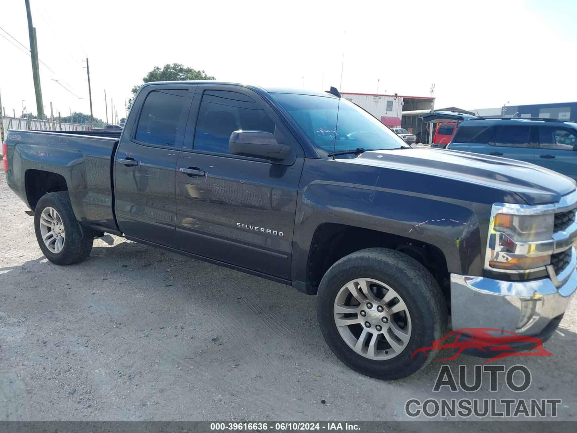 CHEVROLET SILVERADO 1500 2016 - 1GCVKREC3GZ179213
