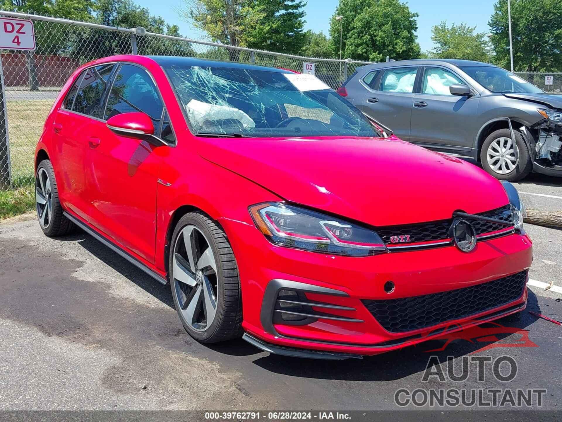 VOLKSWAGEN GOLF GTI 2019 - 3VW6T7AU1KM002381