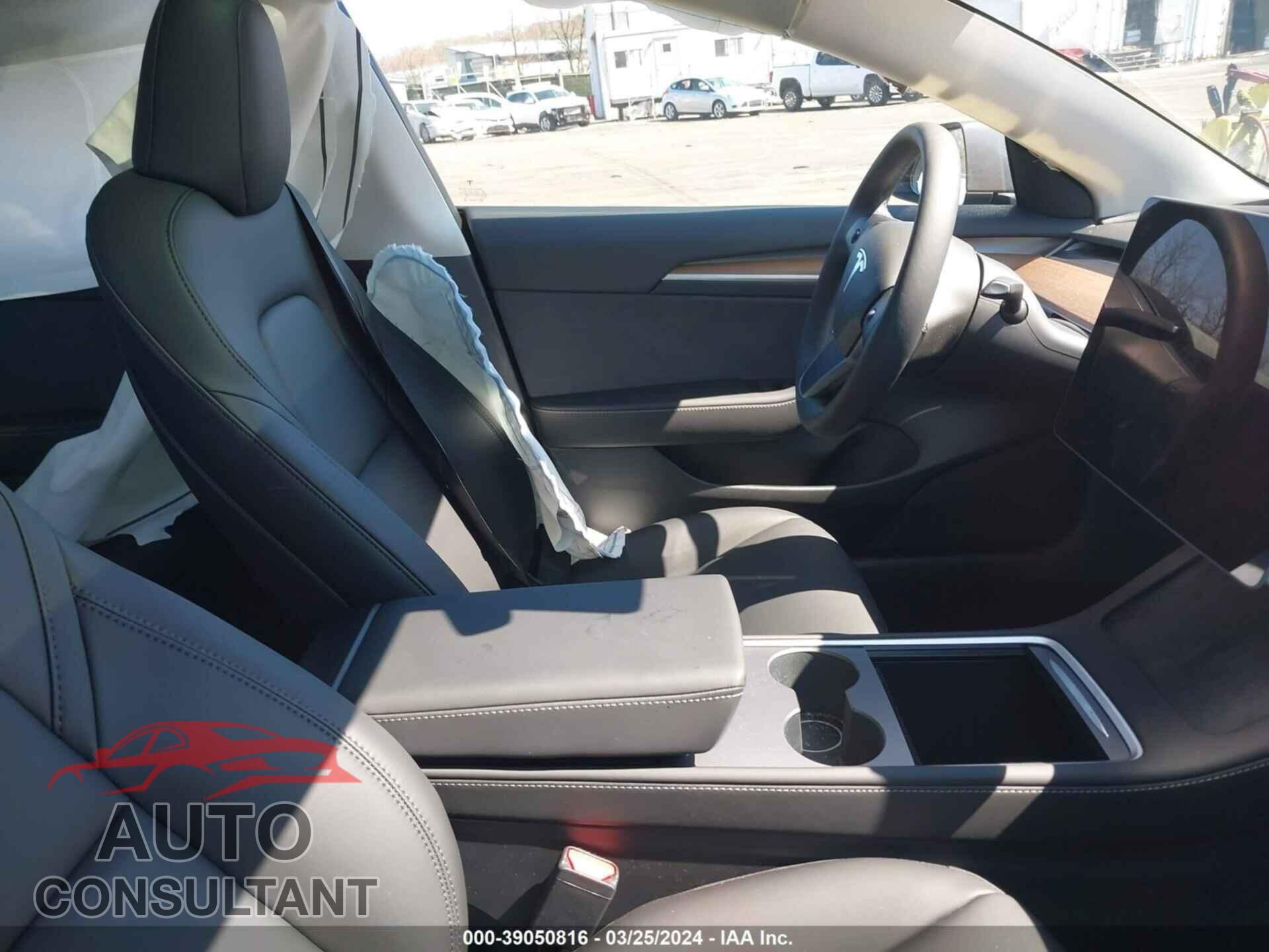 TESLA MODEL 3 2023 - 5YJ3E1EA4PF698596
