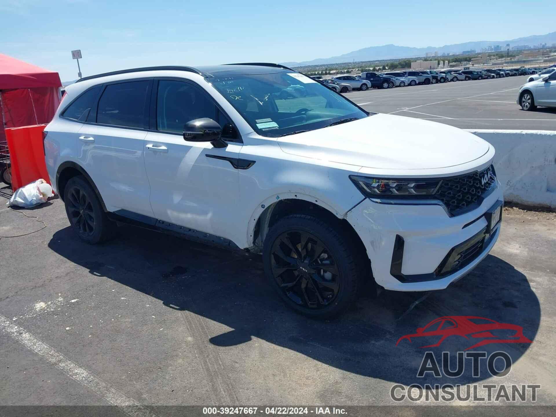 KIA SORENTO 2023 - 5XYRKDLF5PG246054