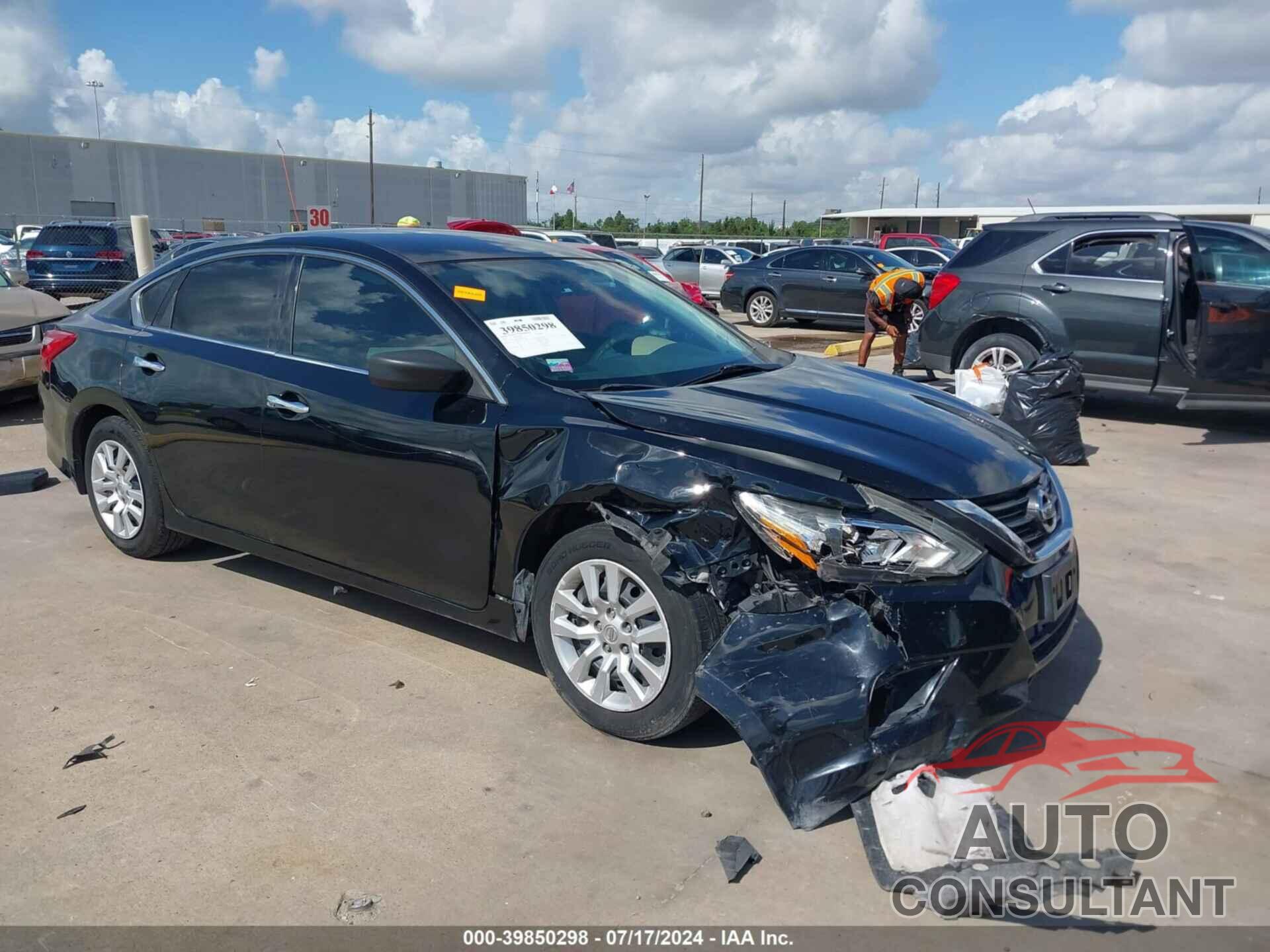 NISSAN ALTIMA 2017 - 1N4AL3APXHN309794