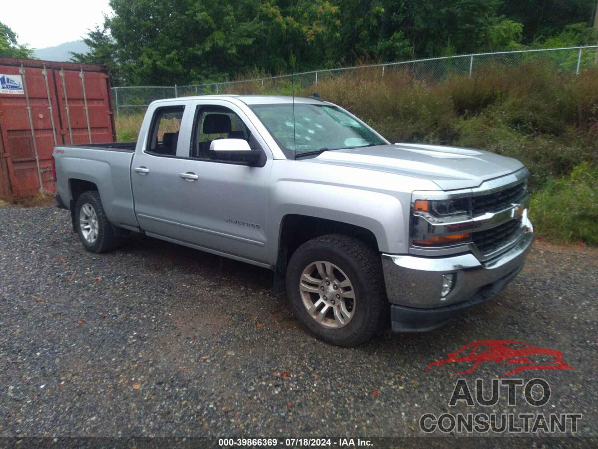 CHEVROLET SILVERADO 1500 2017 - 1GCVKREC4HZ194661