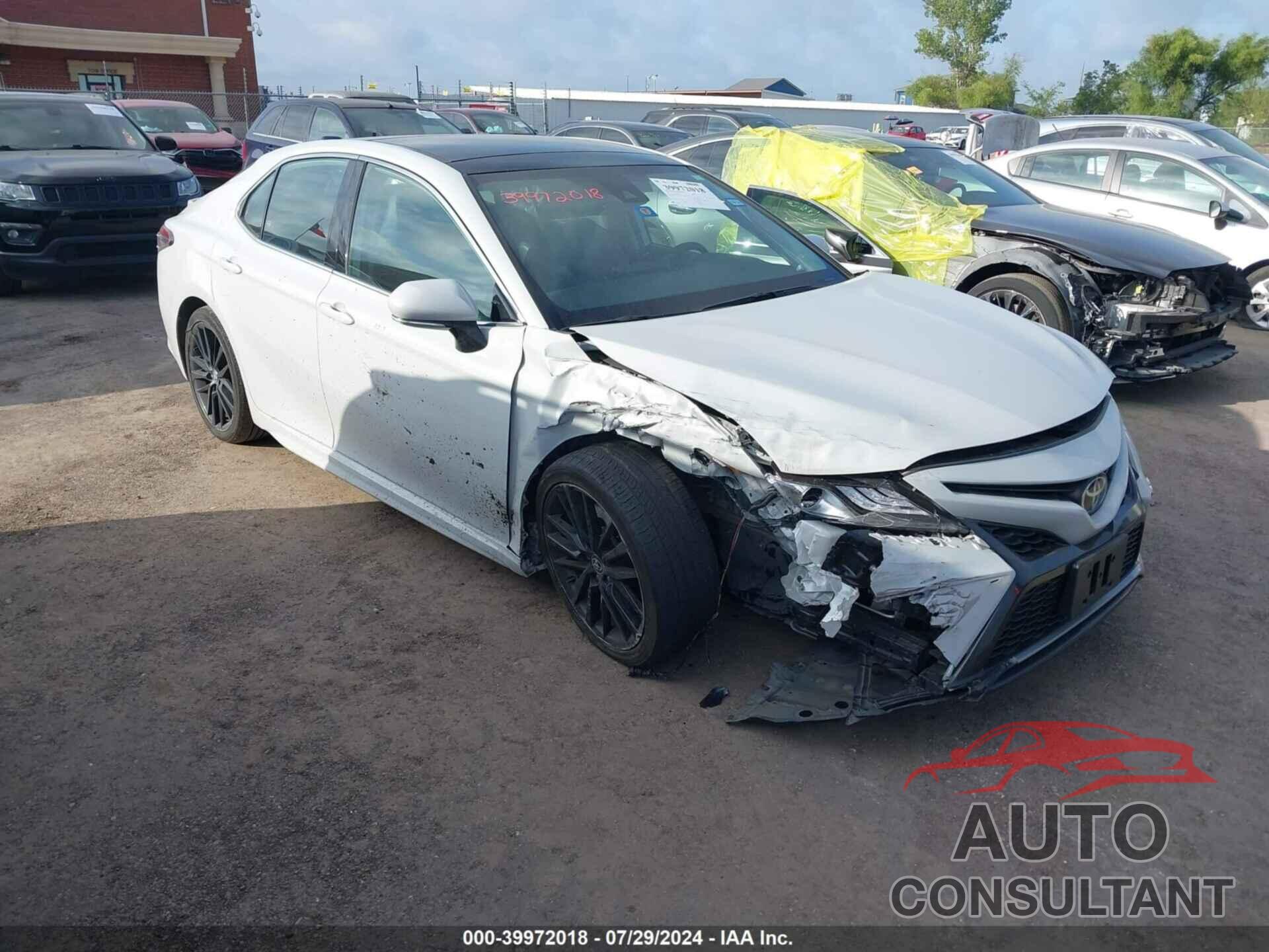 TOYOTA CAMRY 2022 - 4T1K61AK4NU001712