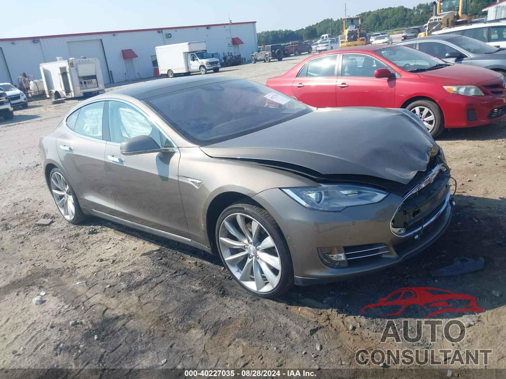 TESLA MODEL S 2016 - 5YJSA1E1XGF126620