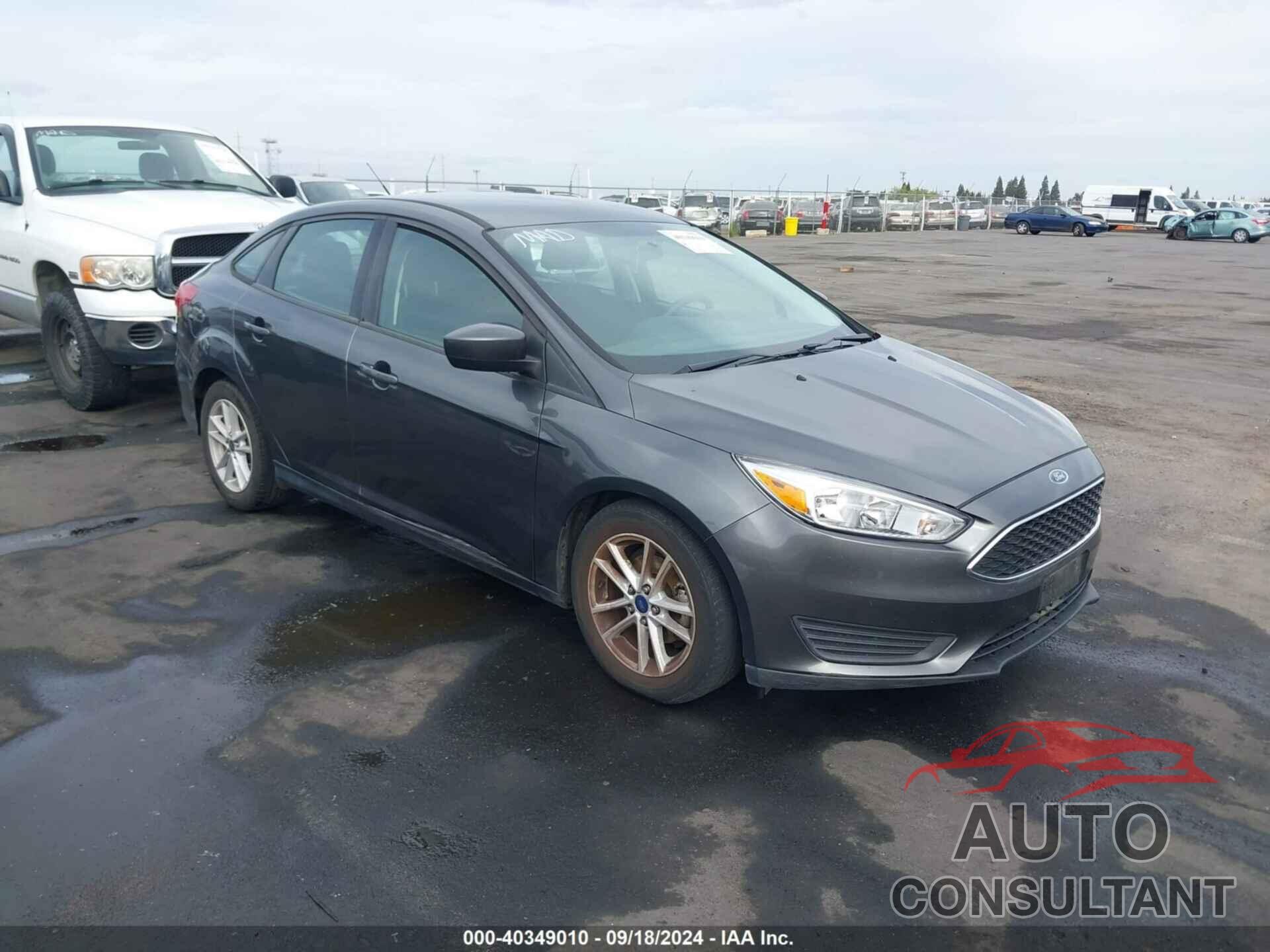 FORD FOCUS 2018 - 1FADP3FE4JL211886