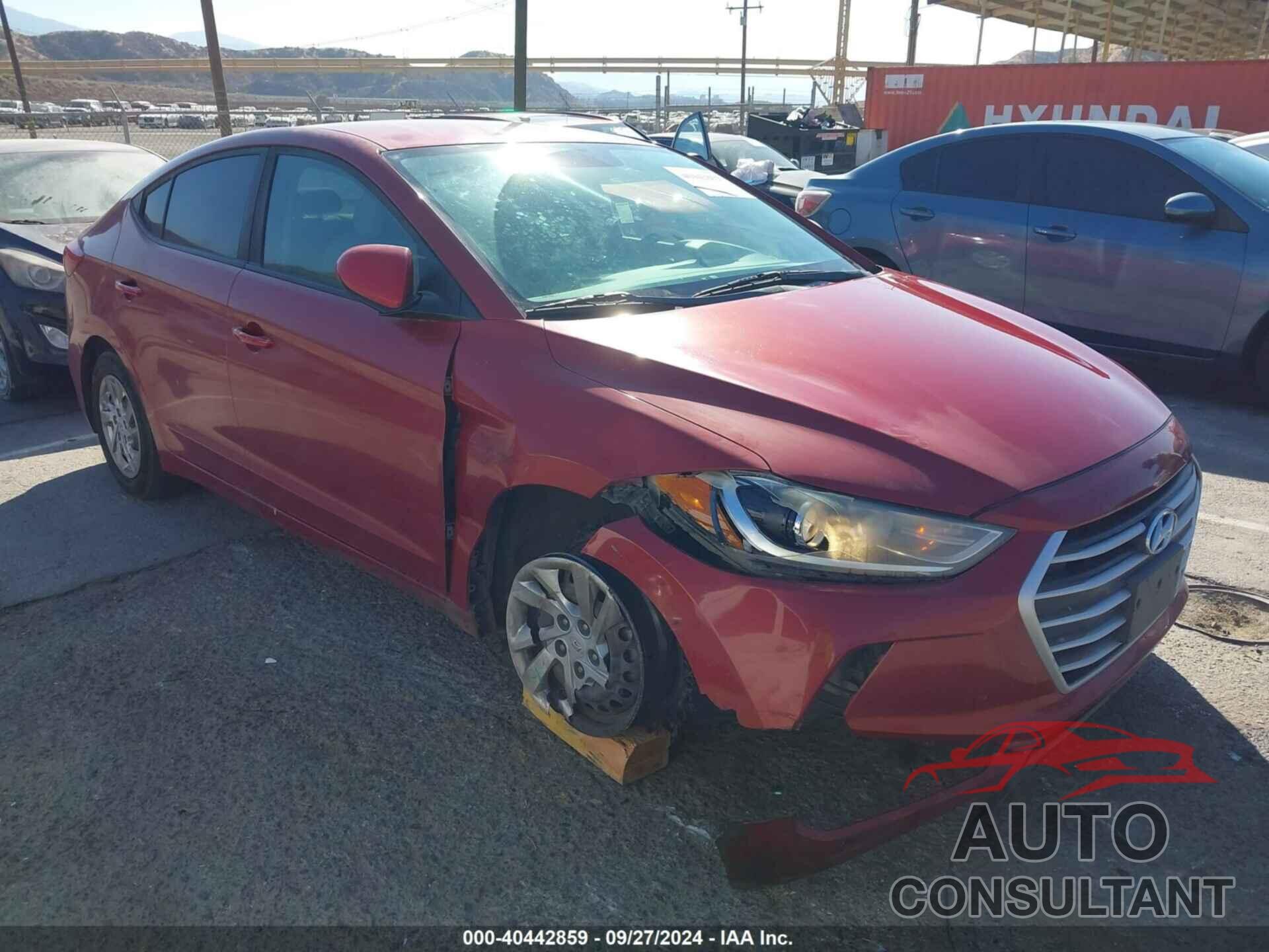 HYUNDAI ELANTRA 2017 - KMHD74LF0HU353505