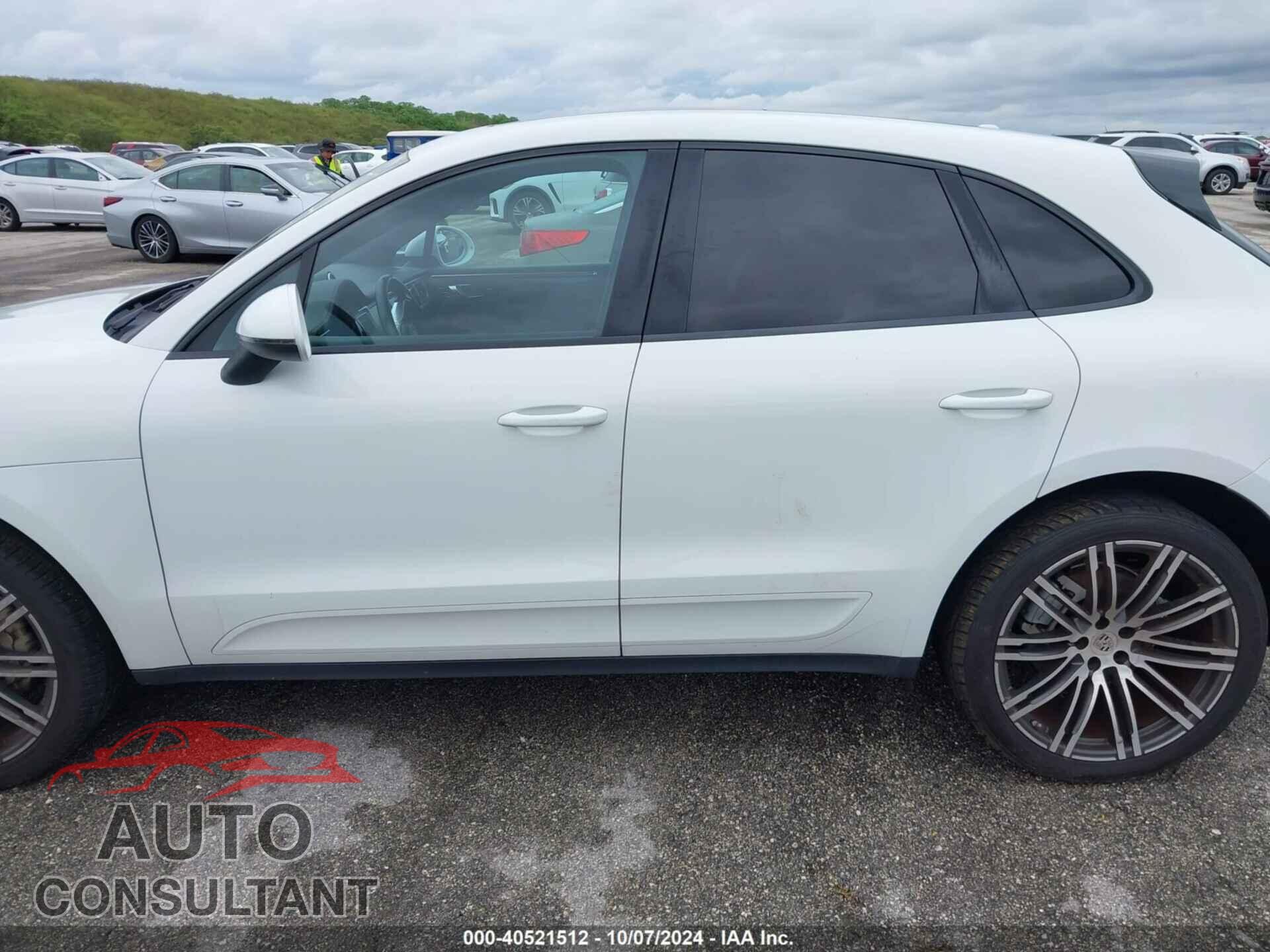 PORSCHE MACAN 2016 - WP1AB2A52GLB44824