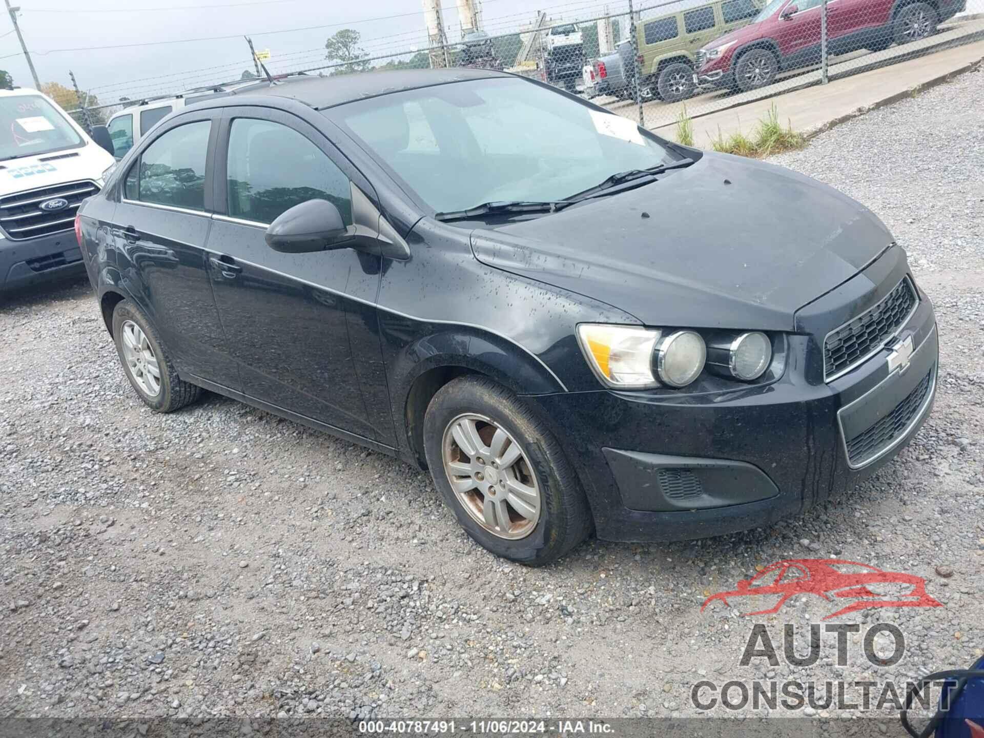 CHEVROLET SONIC 2012 - 1G1JC5SH0C4177391