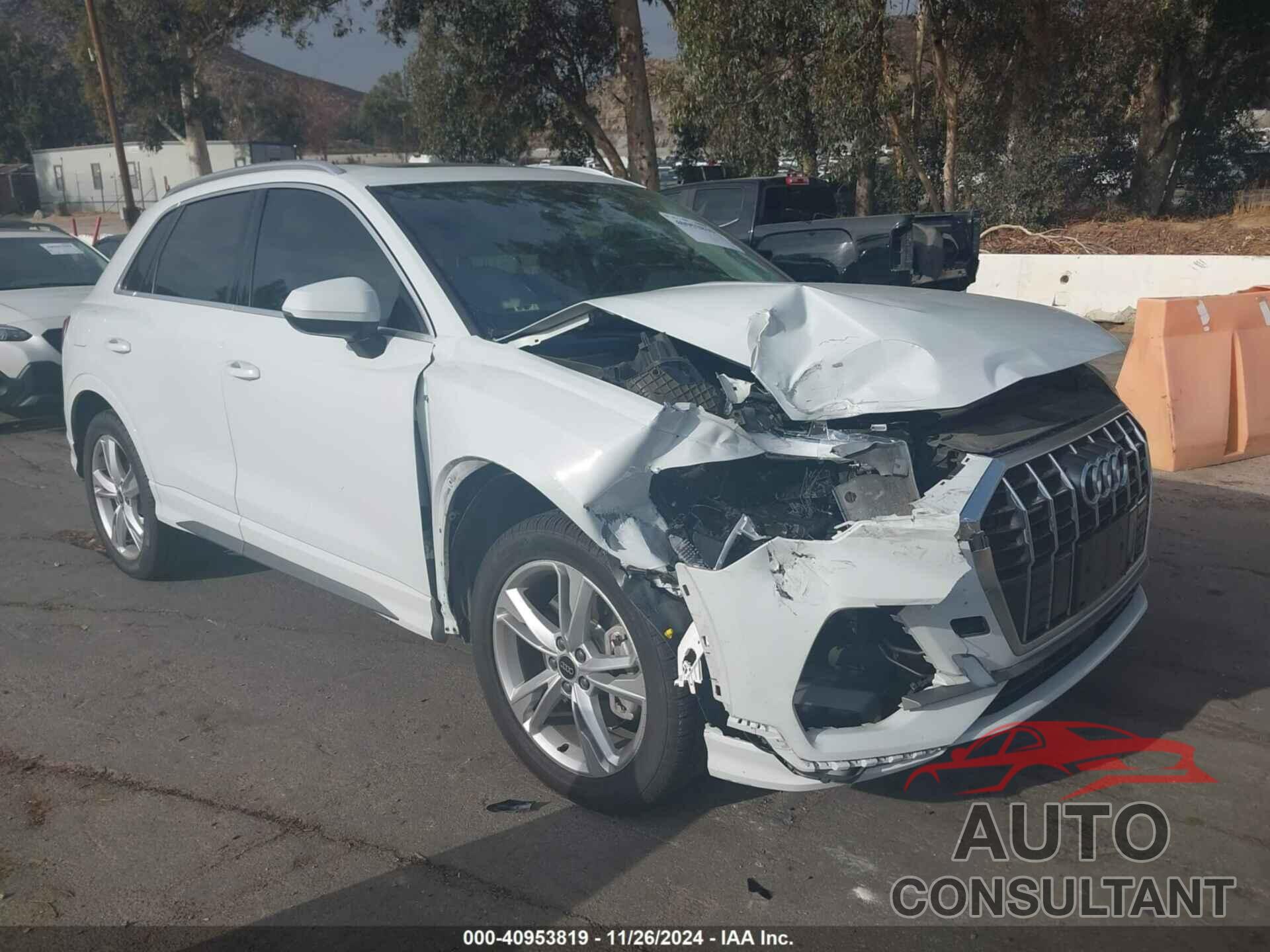 AUDI Q3 2022 - WA1EECF3XN1067601