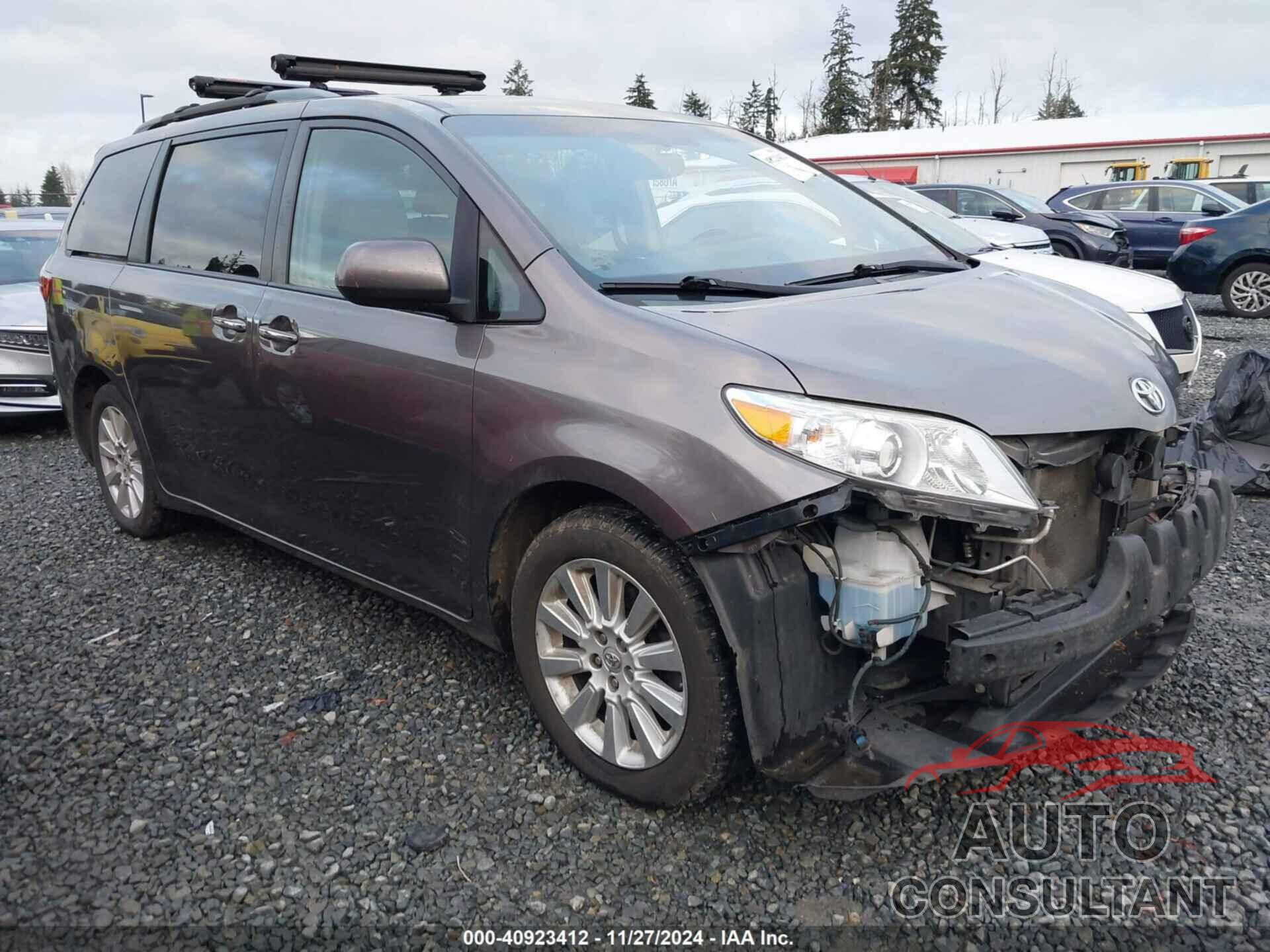 TOYOTA SIENNA 2015 - 5TDDK3DC1FS097930