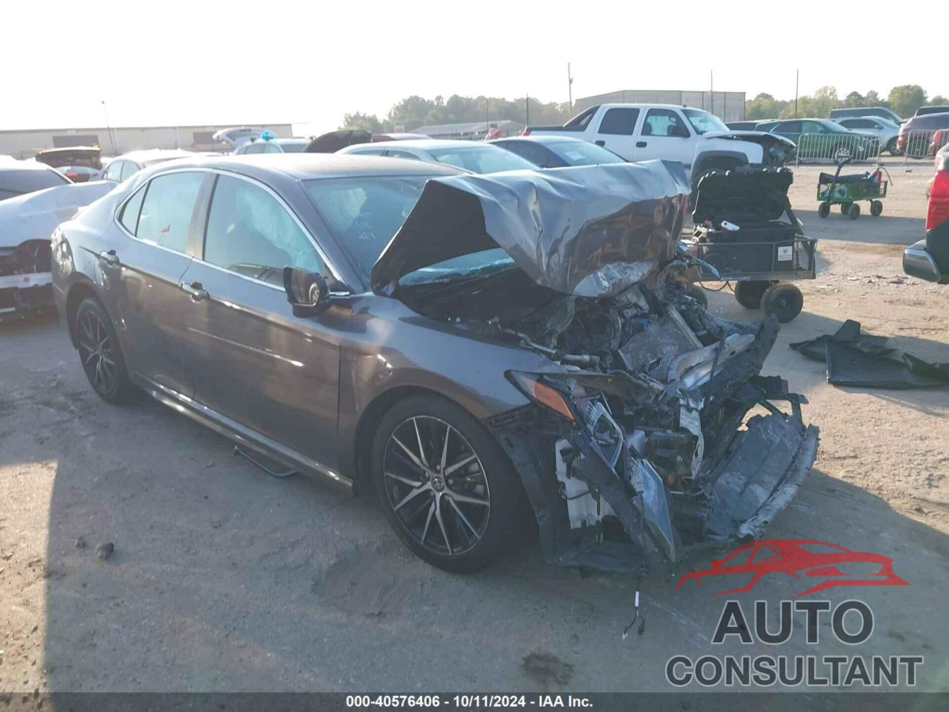 TOYOTA CAMRY 2022 - 4T1G11AK3NU620385