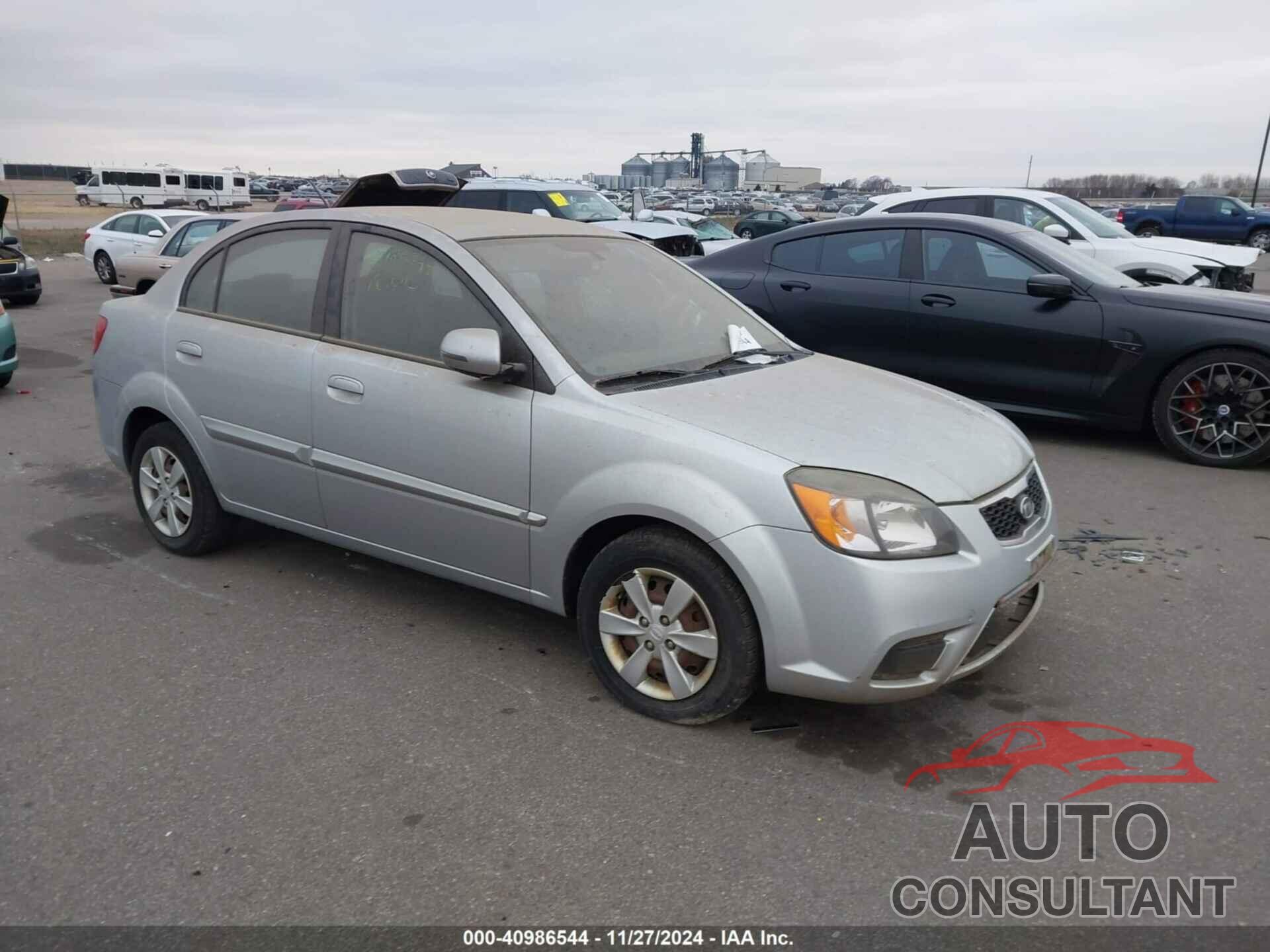 KIA RIO 2011 - KNADH4A37B6930727