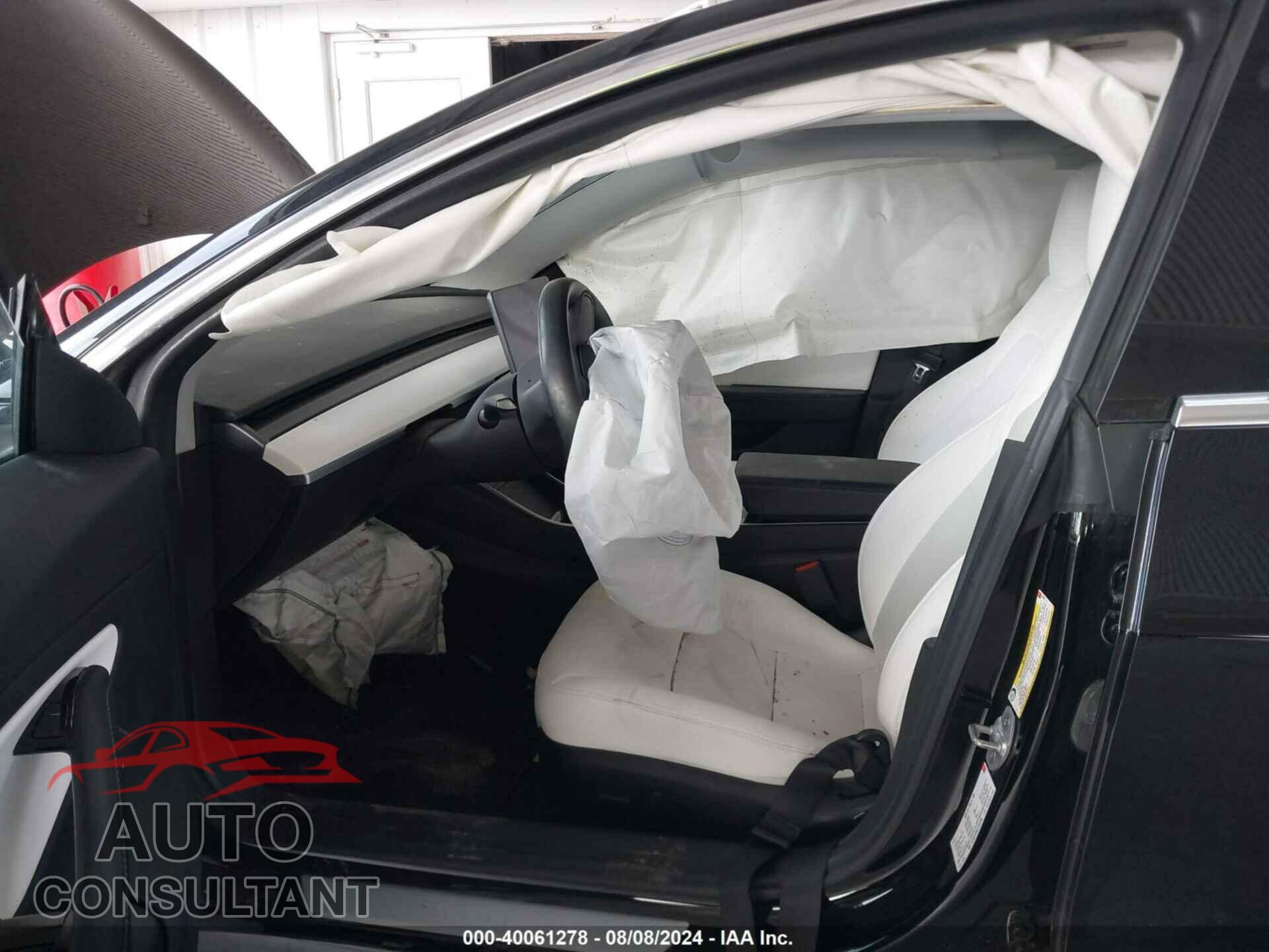 TESLA MODEL 3 2018 - 5YJ3E1EA6JF155189