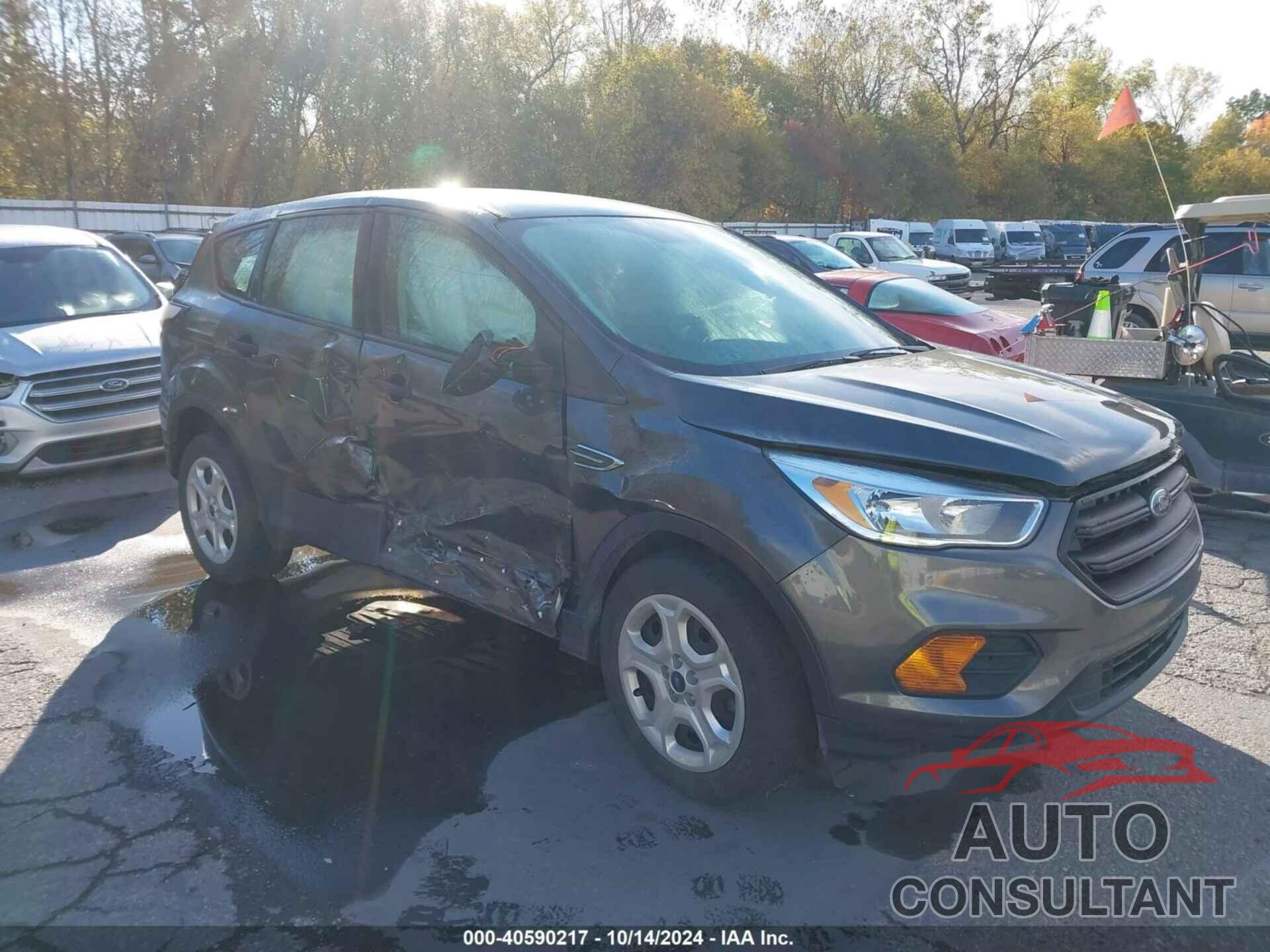 FORD ESCAPE 2017 - 1FMCU0F76HUB78789