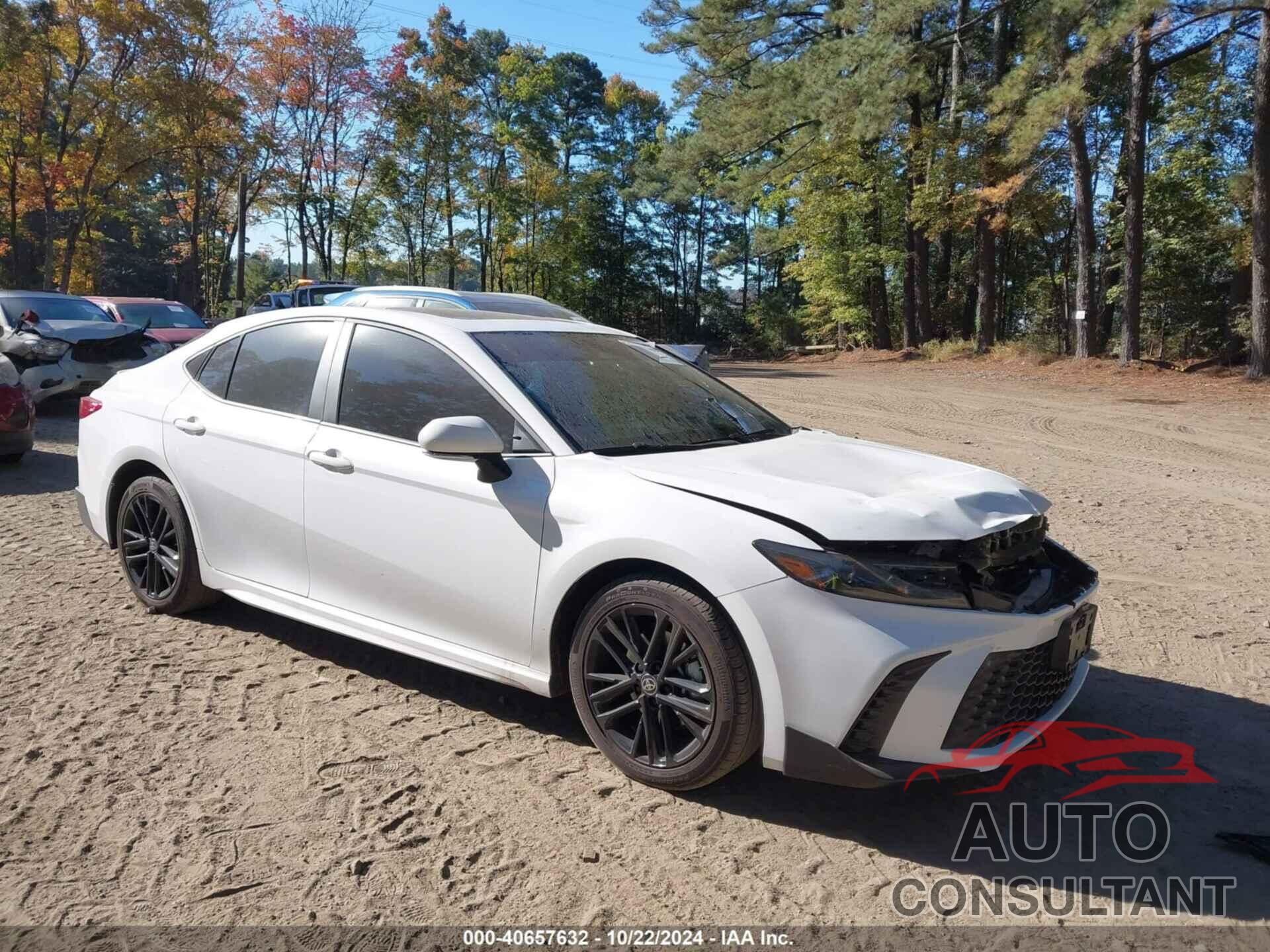 TOYOTA CAMRY 2025 - 4T1DAACK8SU512811