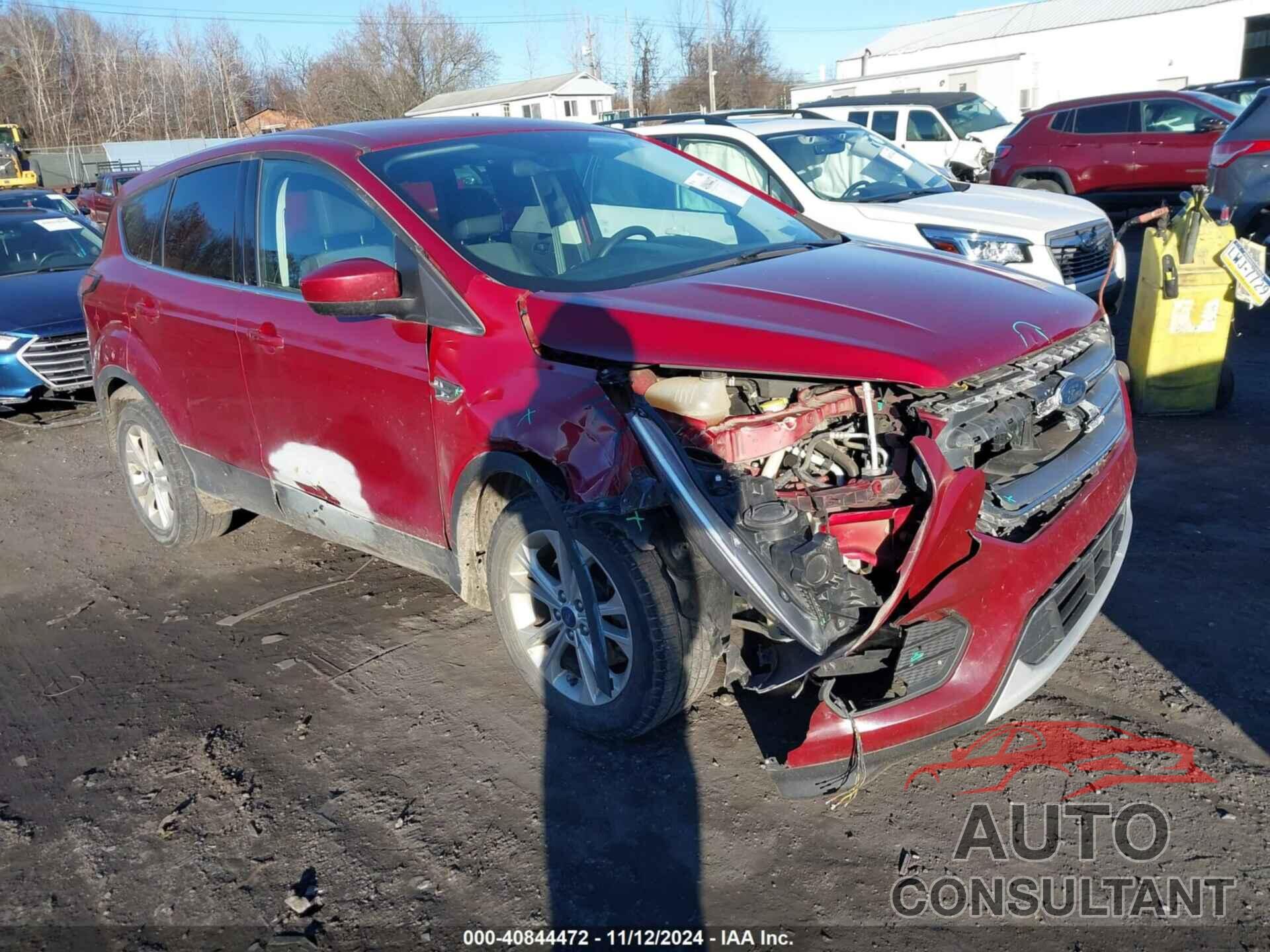 FORD ESCAPE 2017 - 1FMCU9GD0HUE42730
