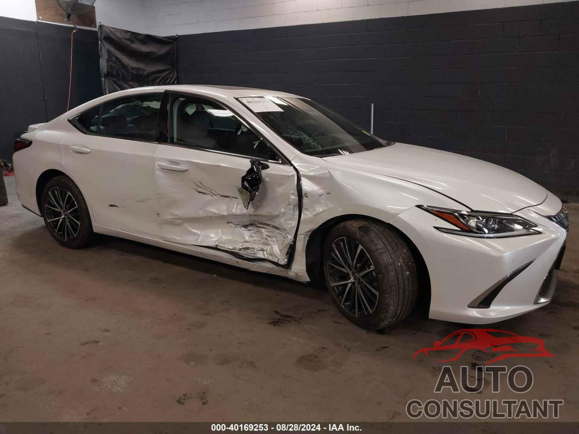 LEXUS ES 350 2024 - 58ADZ1B13RU184668