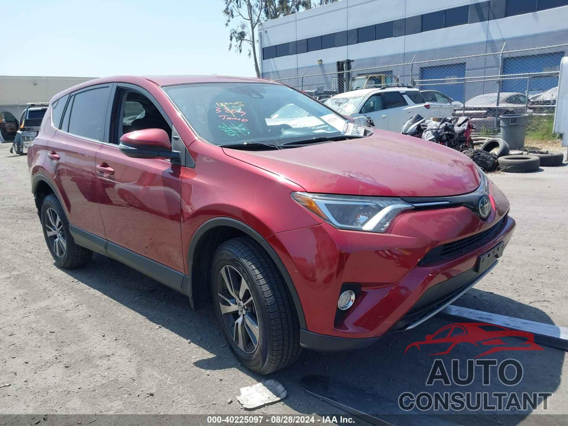 TOYOTA RAV4 2018 - JTMWFREVXJD114910