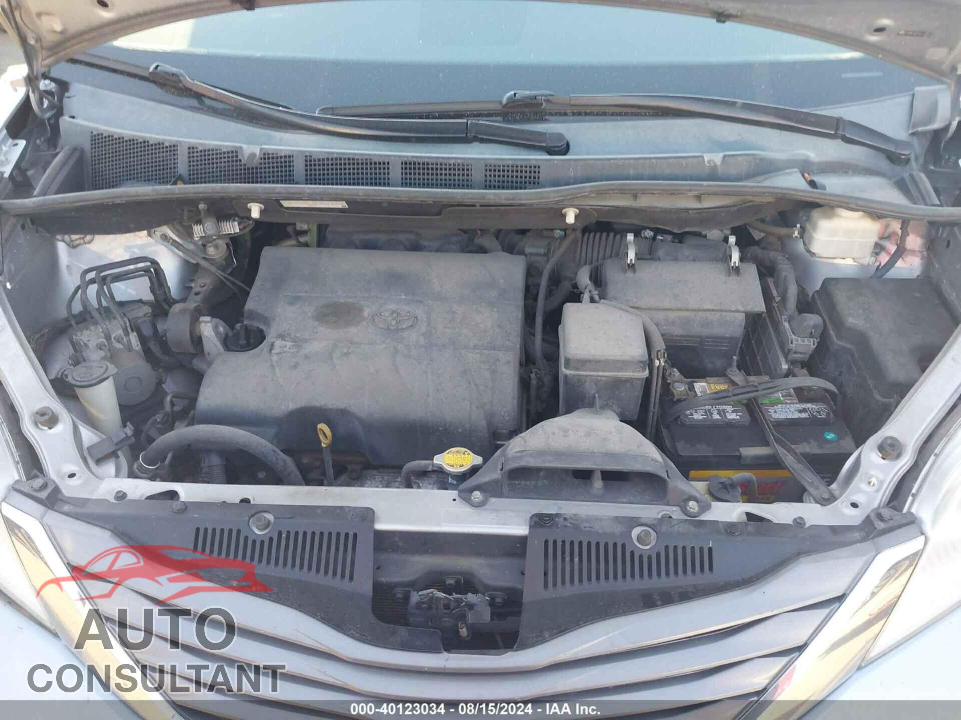 TOYOTA SIENNA 2011 - 5TDDK3DC4BS029910