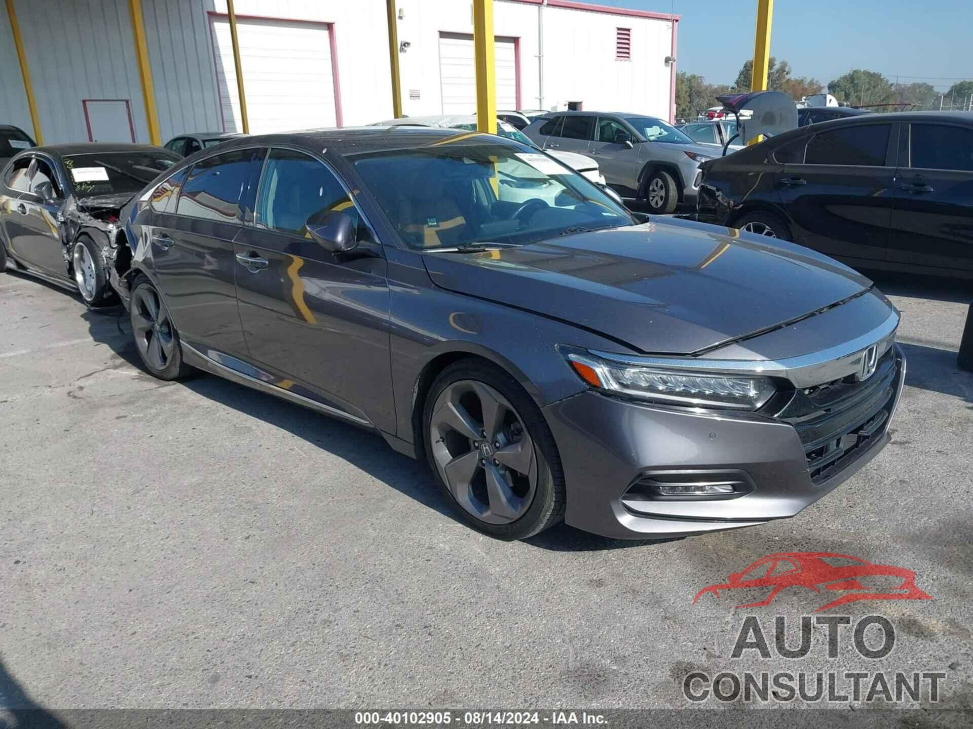 HONDA ACCORD 2018 - 1HGCV1F97JA002982